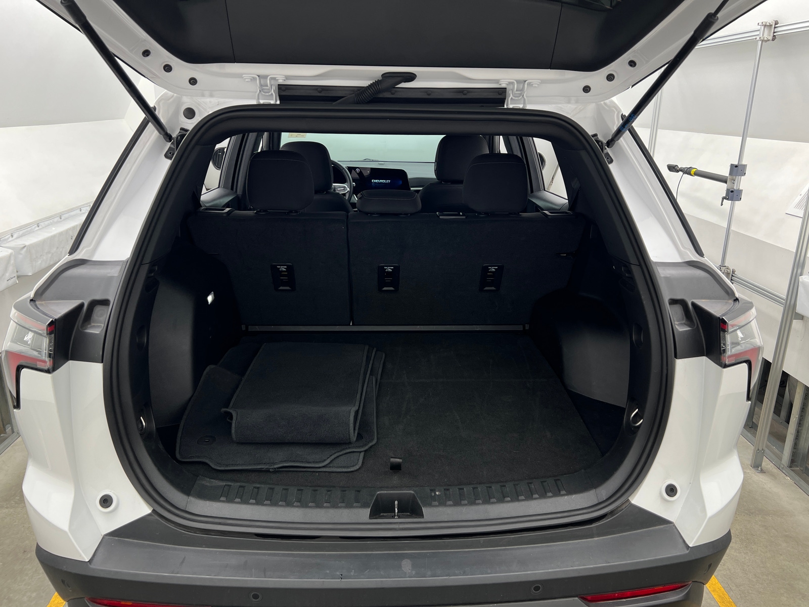 Thumbnail: 2025 Chevrolet Equinox - 7