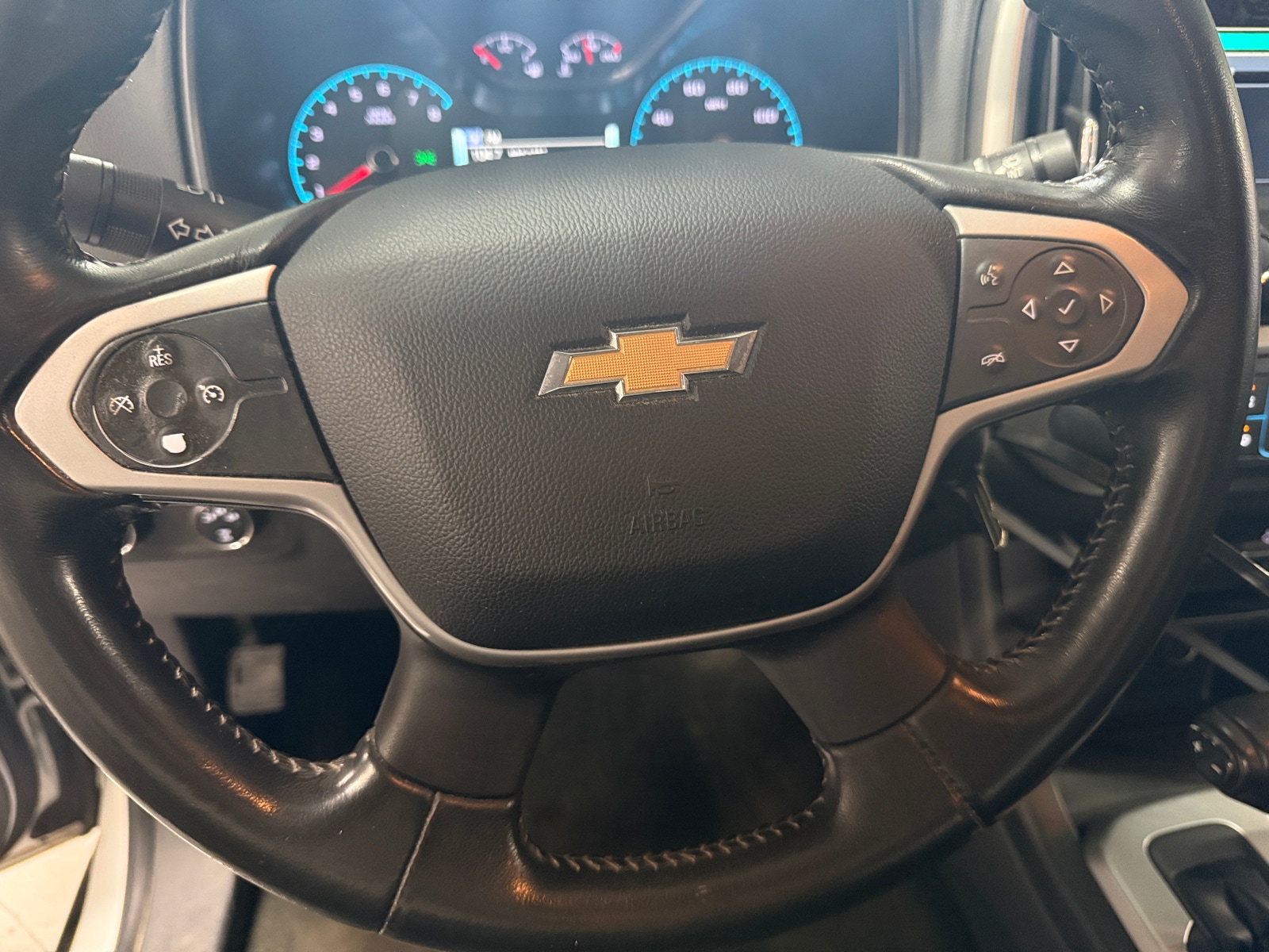 Thumbnail: 2016 Chevrolet Colorado - 5