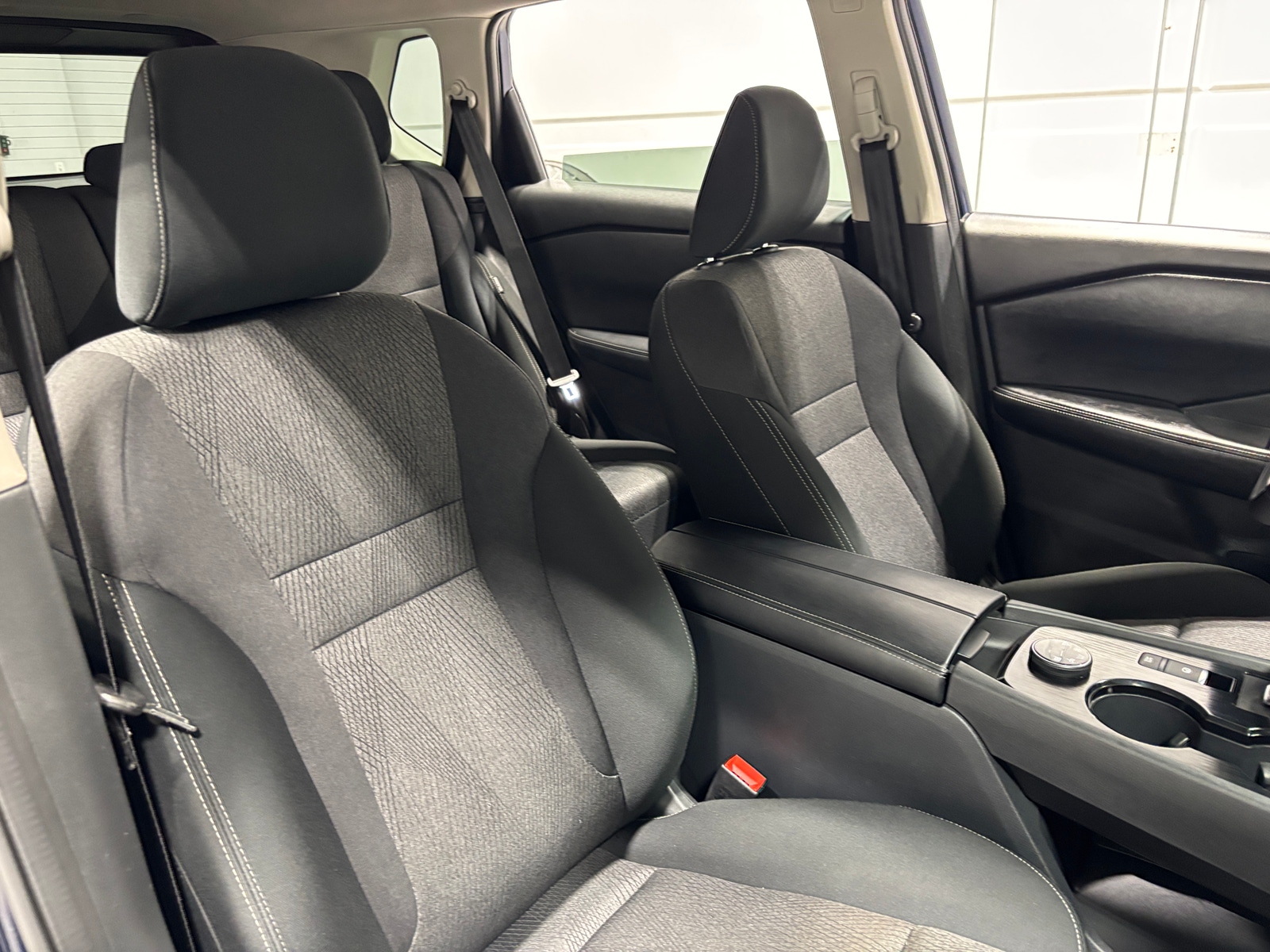 Thumbnail: 2025 Nissan Rogue - 2