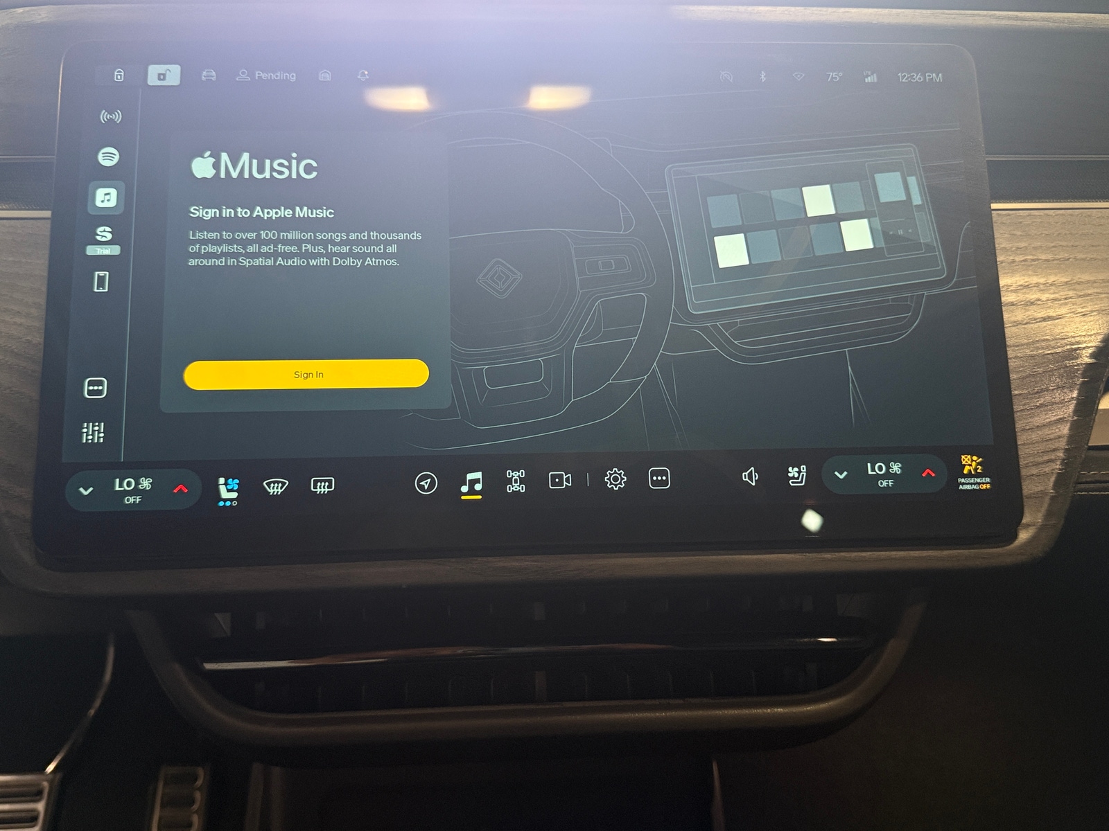 Thumbnail: 2023 Rivian R1S - 3