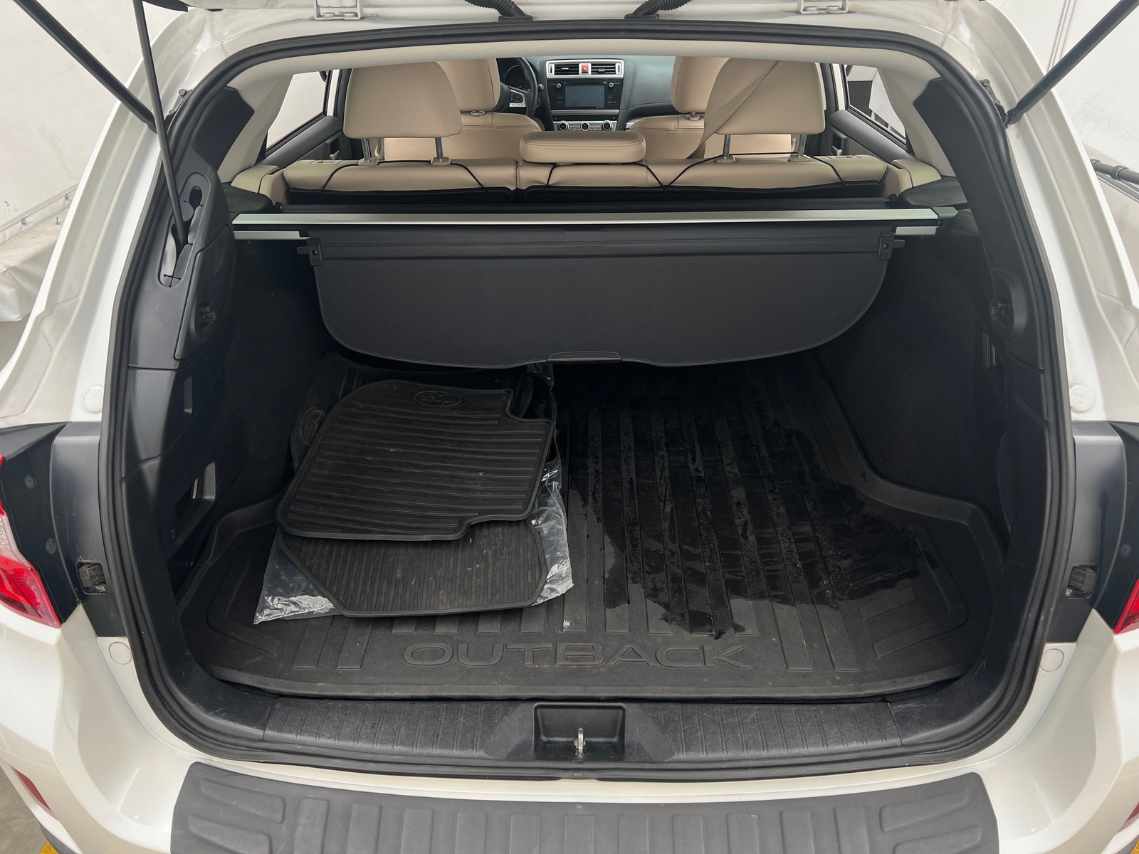 Thumbnail: 2017 Subaru Outback - 6