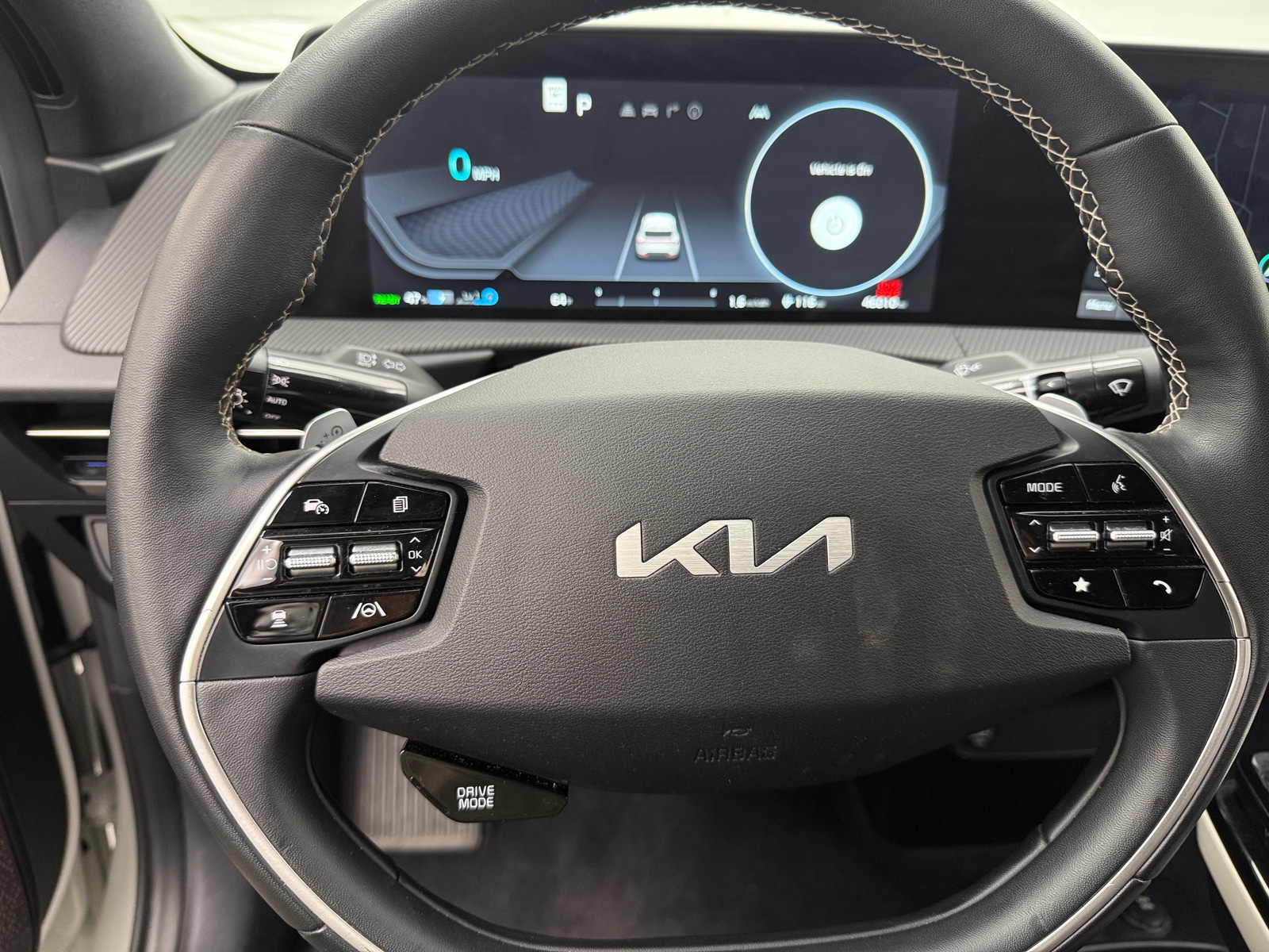 Thumbnail: 2022 Kia EV6 - 4