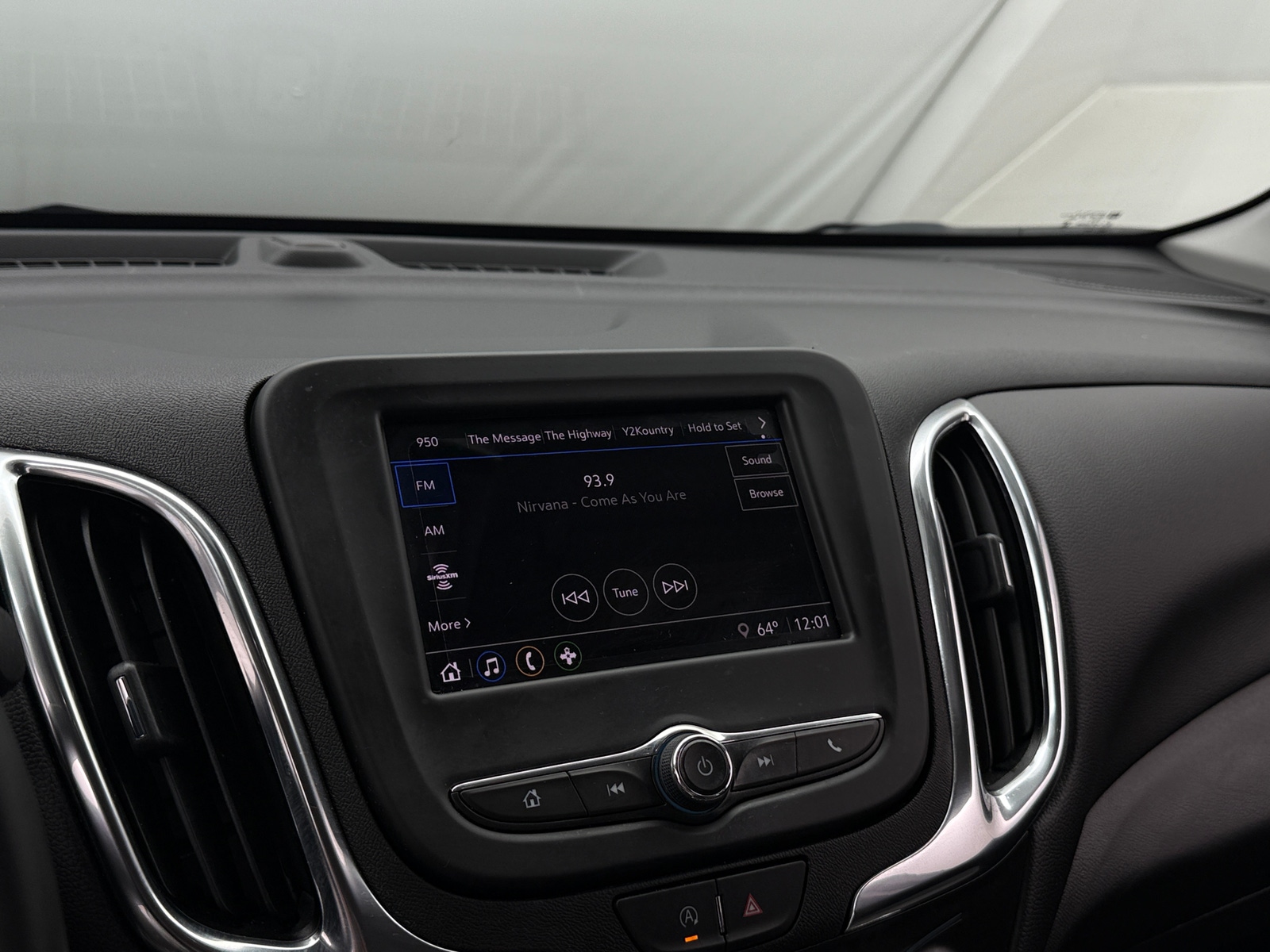 Thumbnail: 2024 Chevrolet Equinox - 4