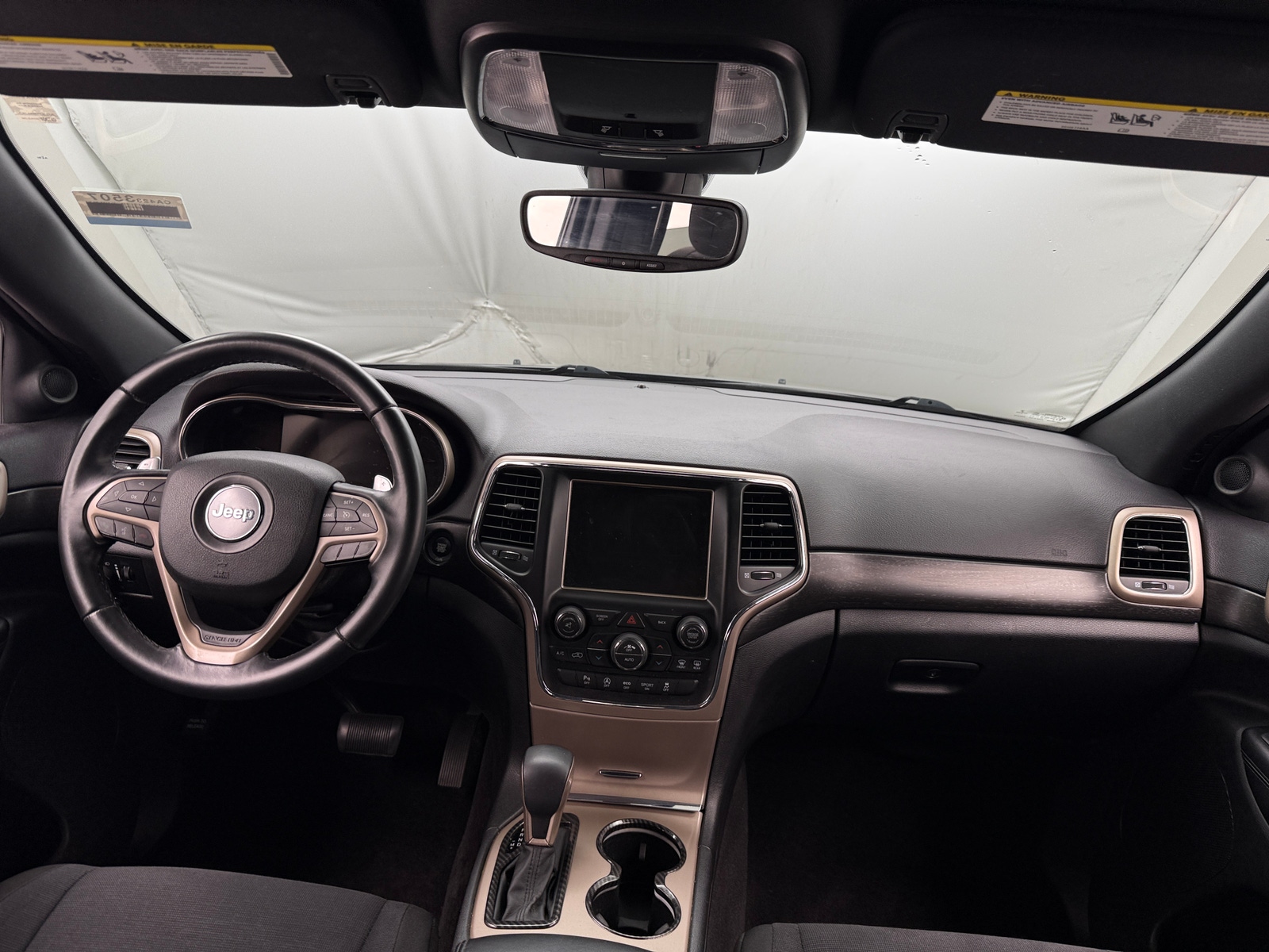 Thumbnail: 2017 Jeep Grand Cherokee - 3