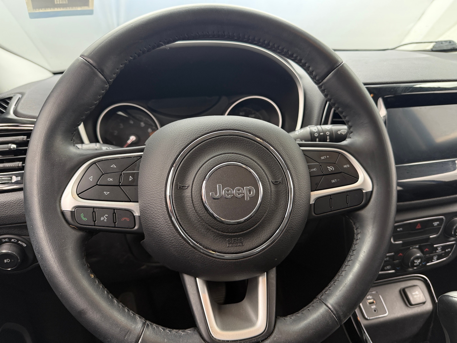 Thumbnail: 2018 Jeep Compass - 4