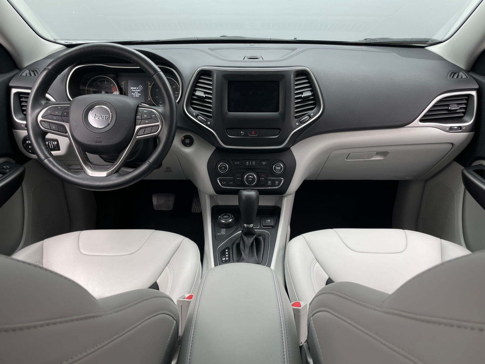 Thumbnail: 2020 Jeep Cherokee - 3