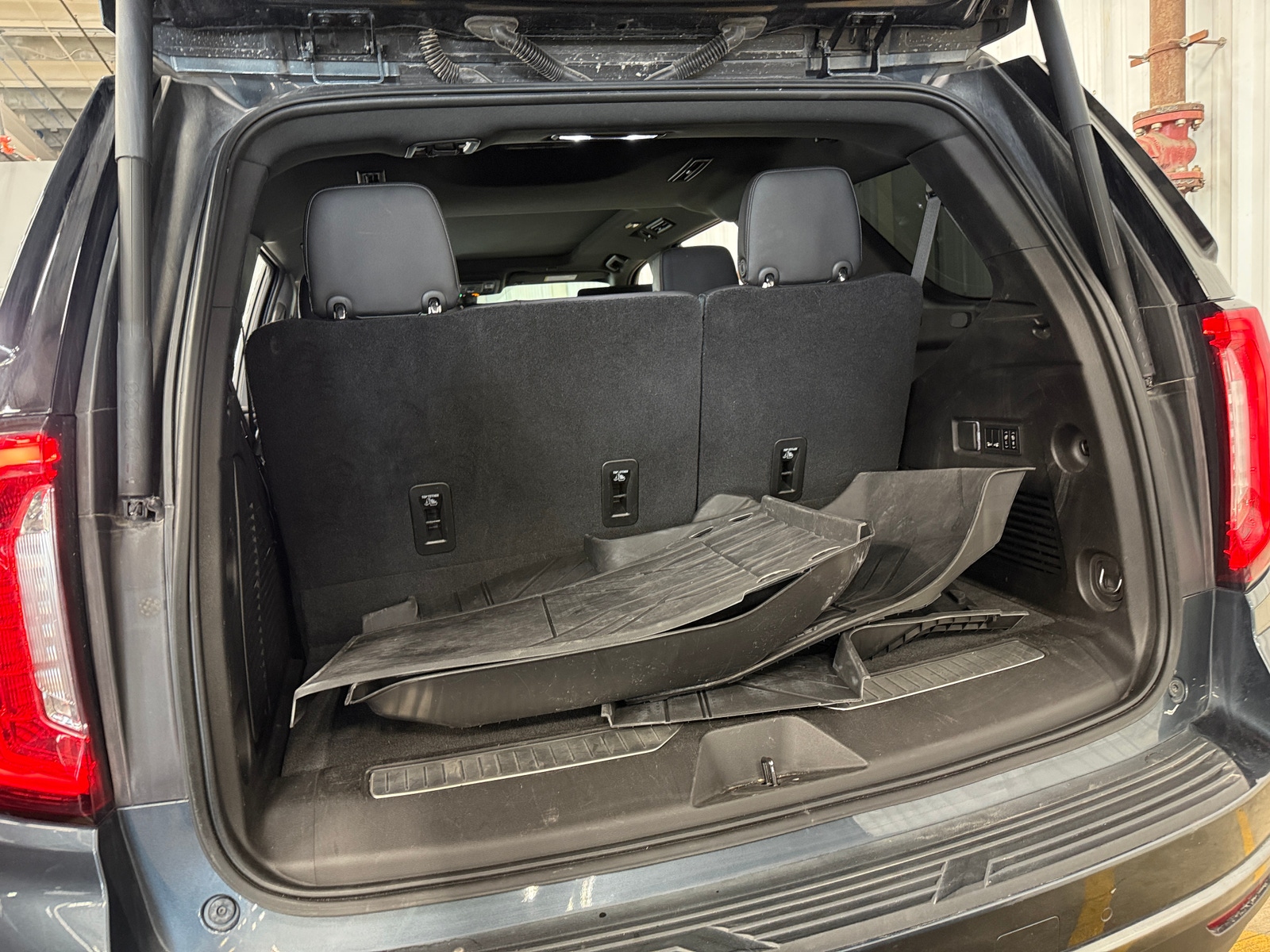 Thumbnail: 2021 GMC Yukon - 6