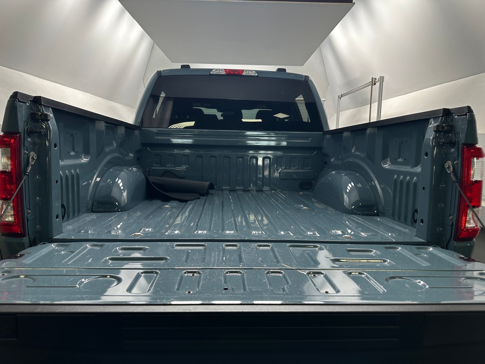 Thumbnail: 2023 Ford Econoline - 7