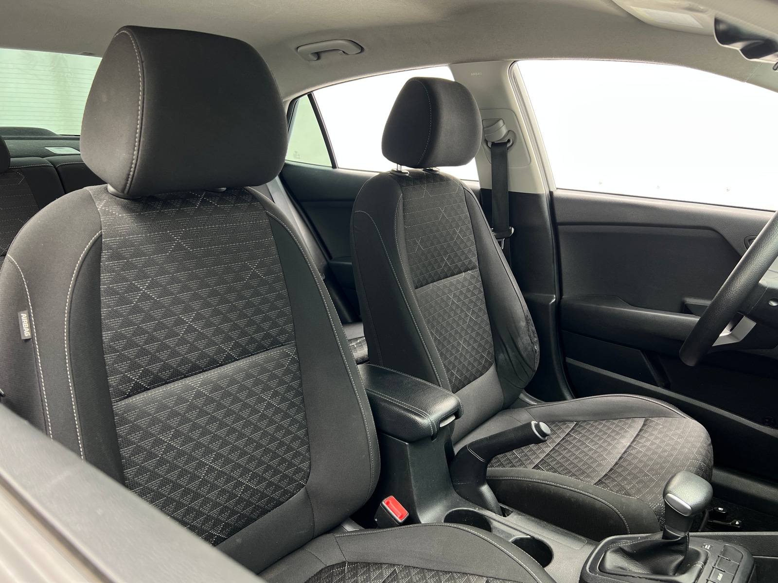 Thumbnail: 2021 Kia Rio - 2