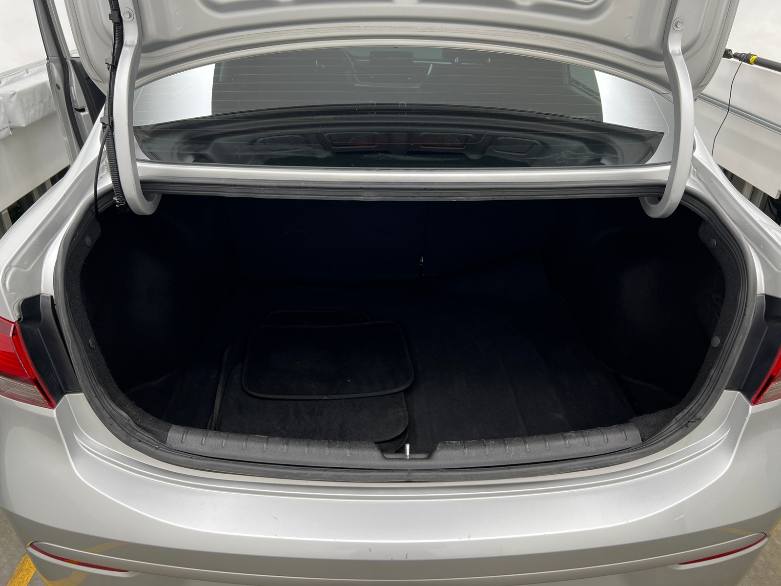 Thumbnail: 2021 Kia Rio - 7