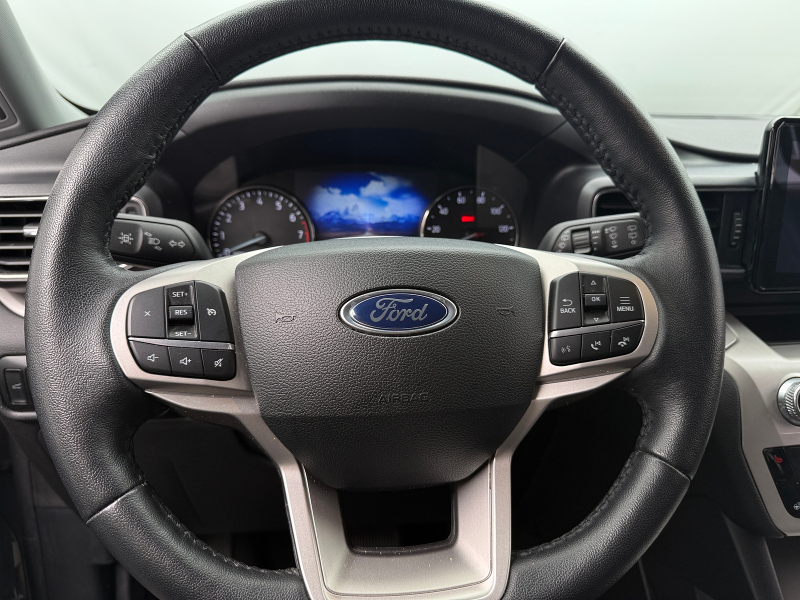 Thumbnail: 2024 Ford Explorer - 5