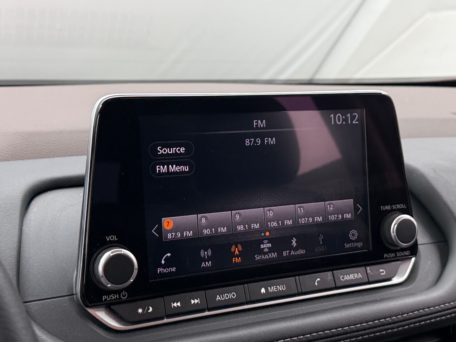 Thumbnail: 2023 Nissan Rogue - 4