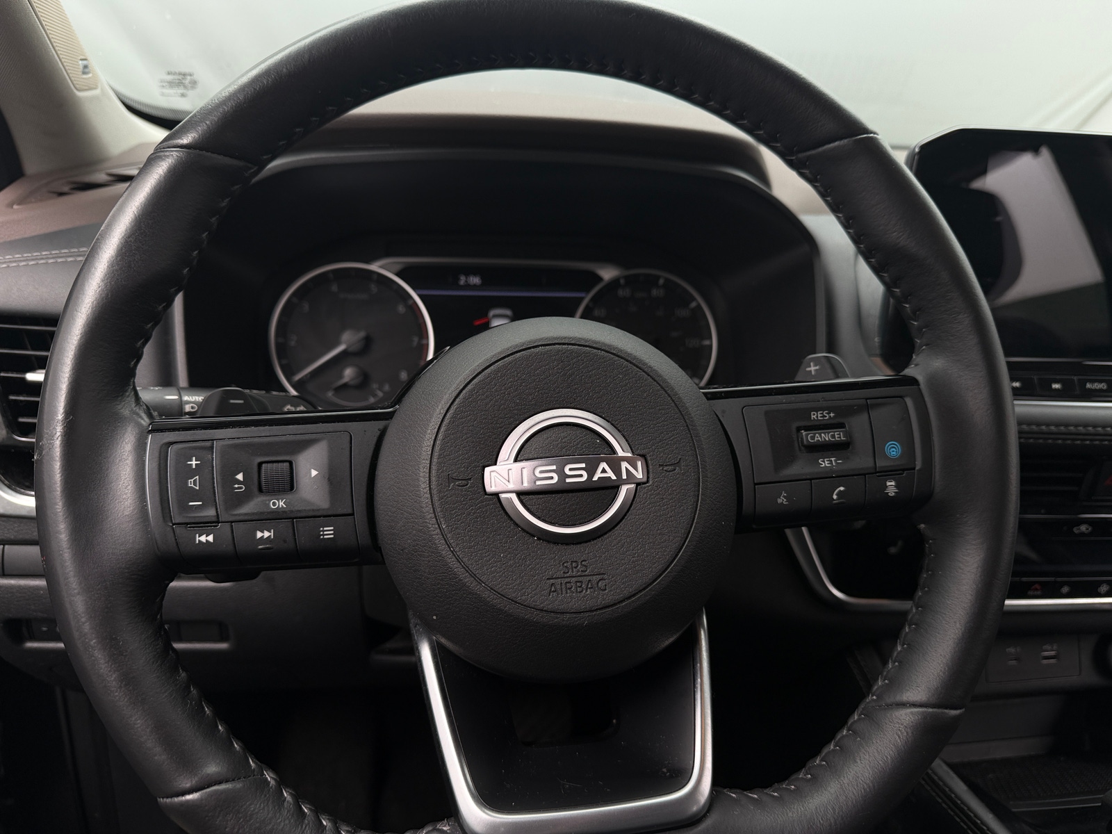 Thumbnail: 2023 Nissan Rogue - 4