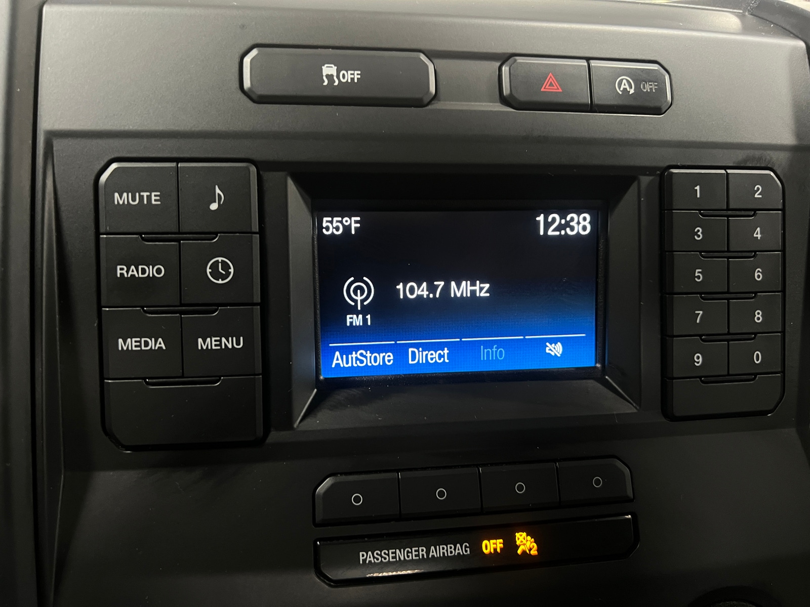 Thumbnail: 2019 Ford Econoline - 4