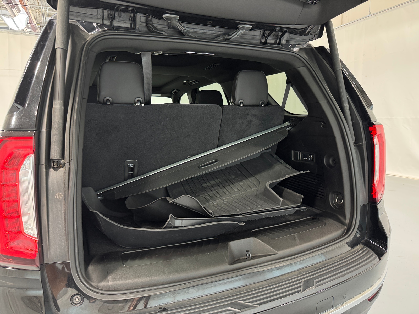 Thumbnail: 2021 GMC Yukon - 6