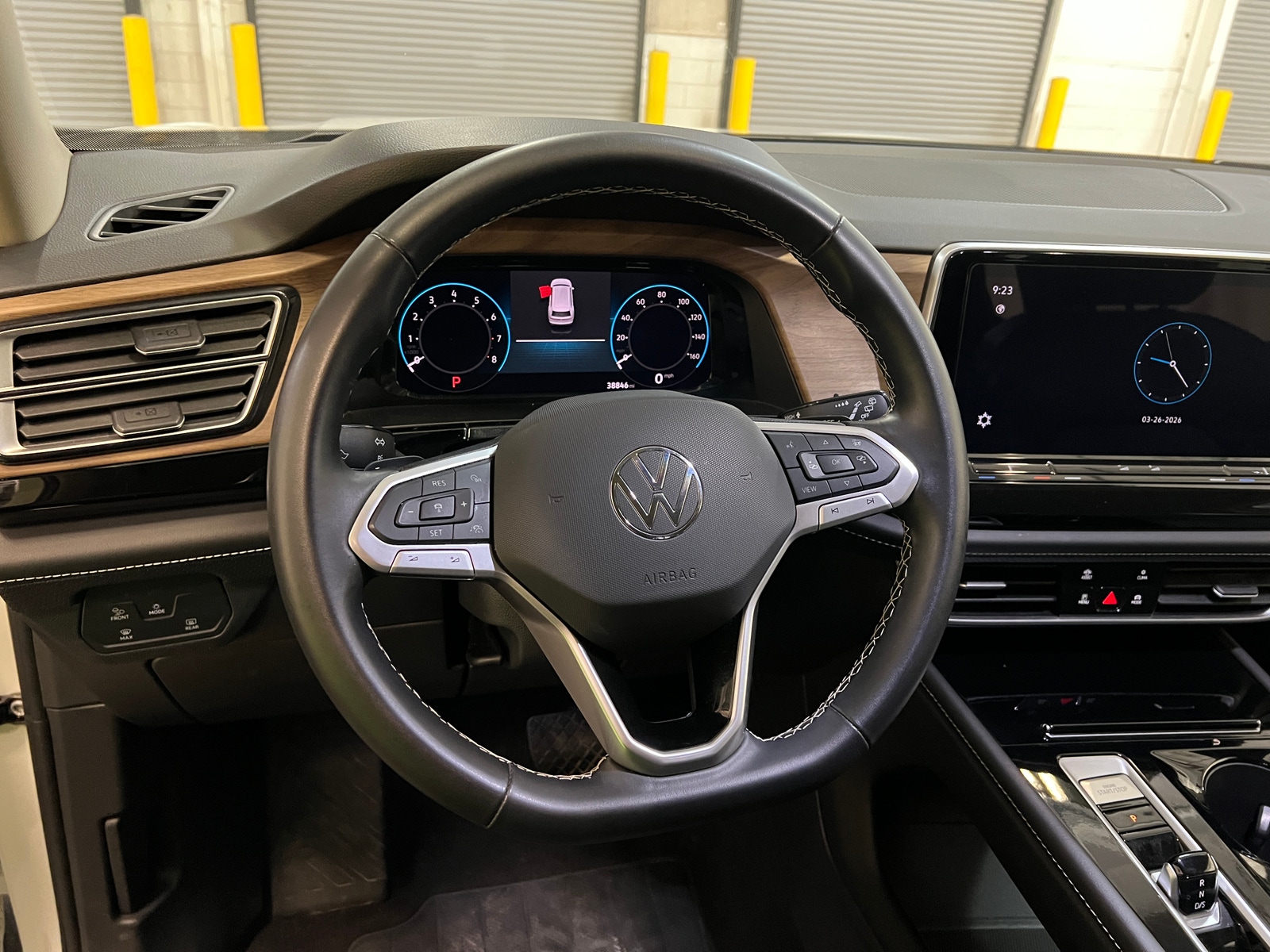 Thumbnail: 2025 Volkswagen Atlas - 4