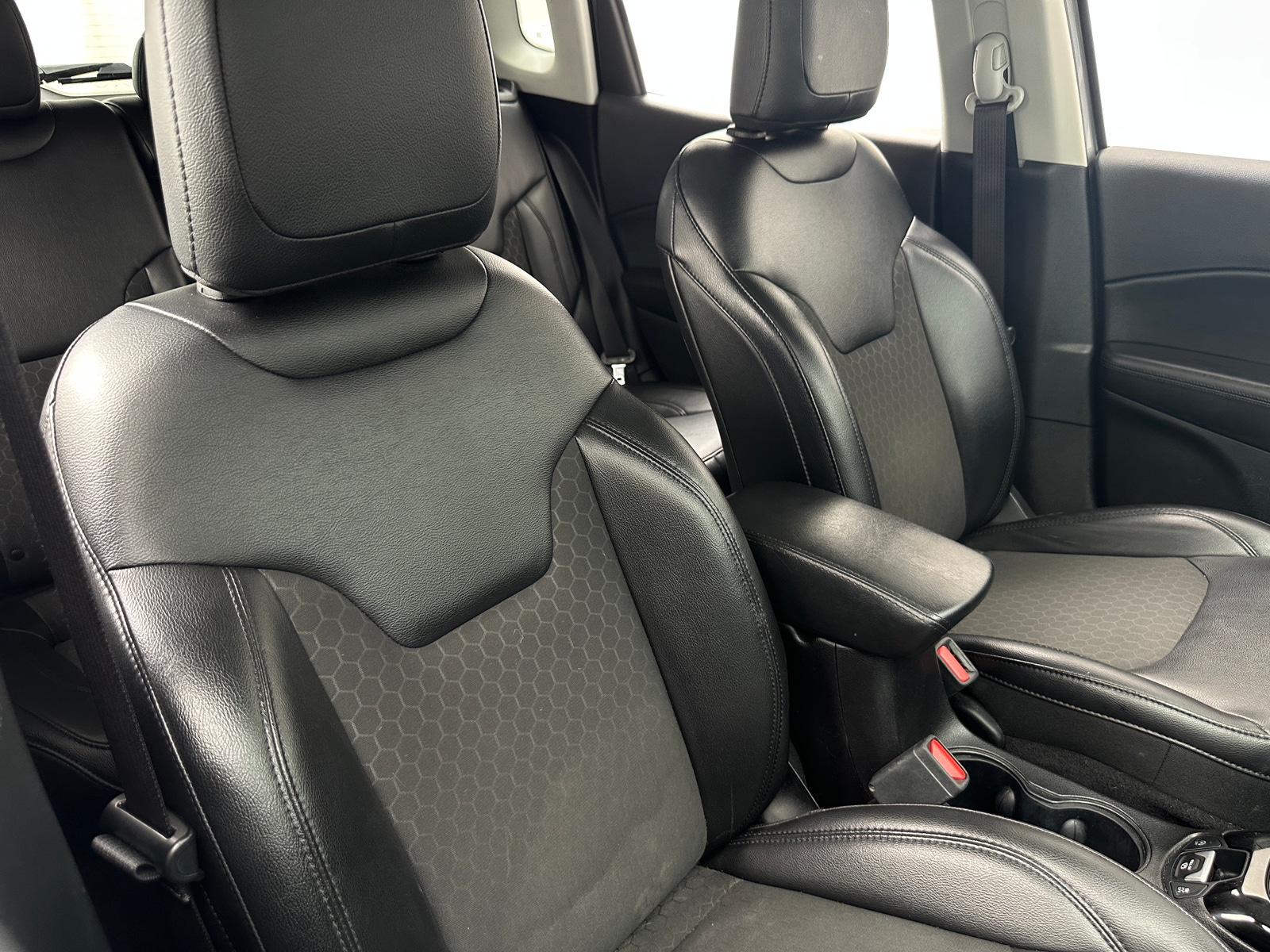 Thumbnail: 2019 Jeep Compass - 2