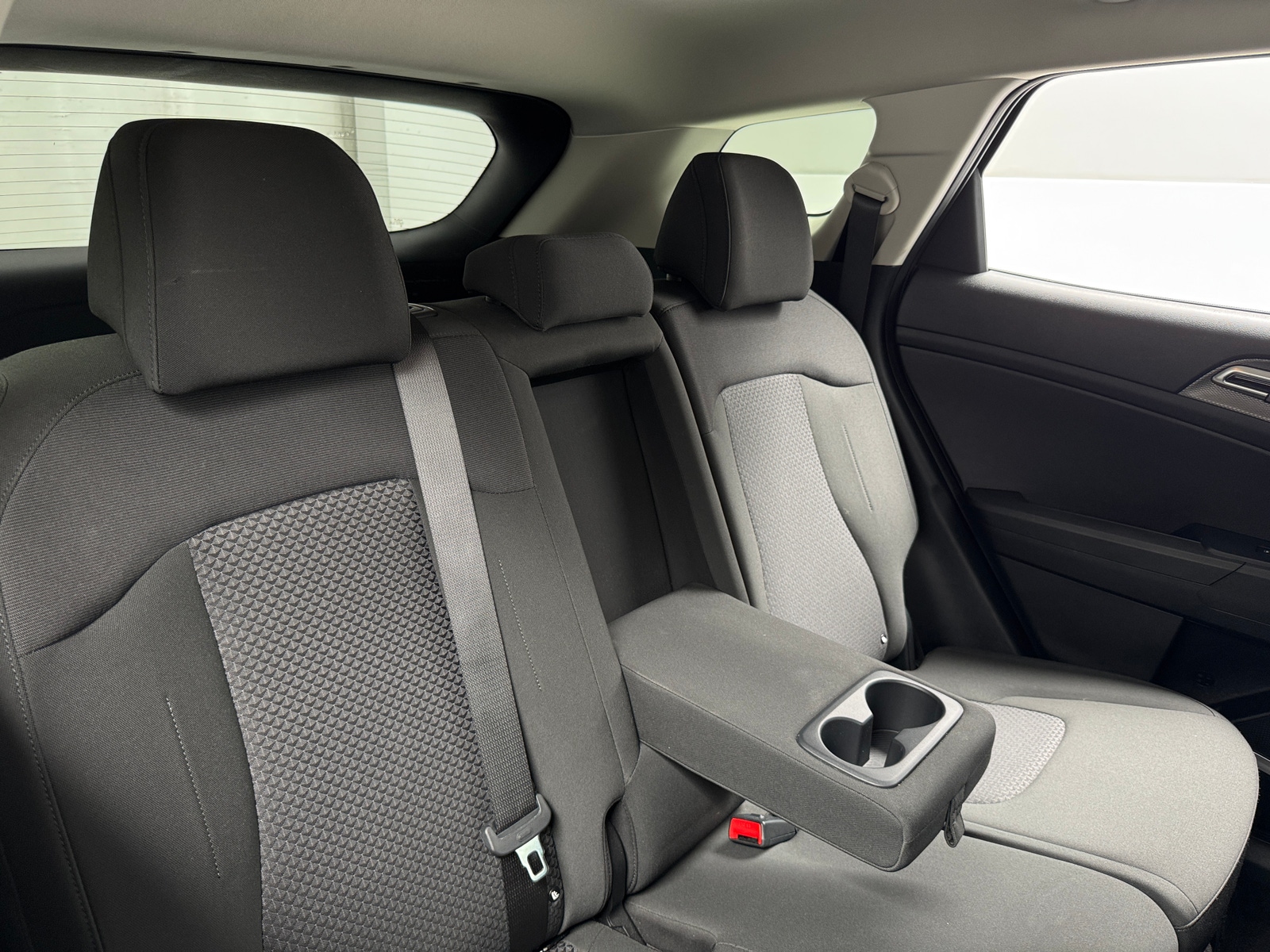 Thumbnail: 2025 Kia Sportage - 6
