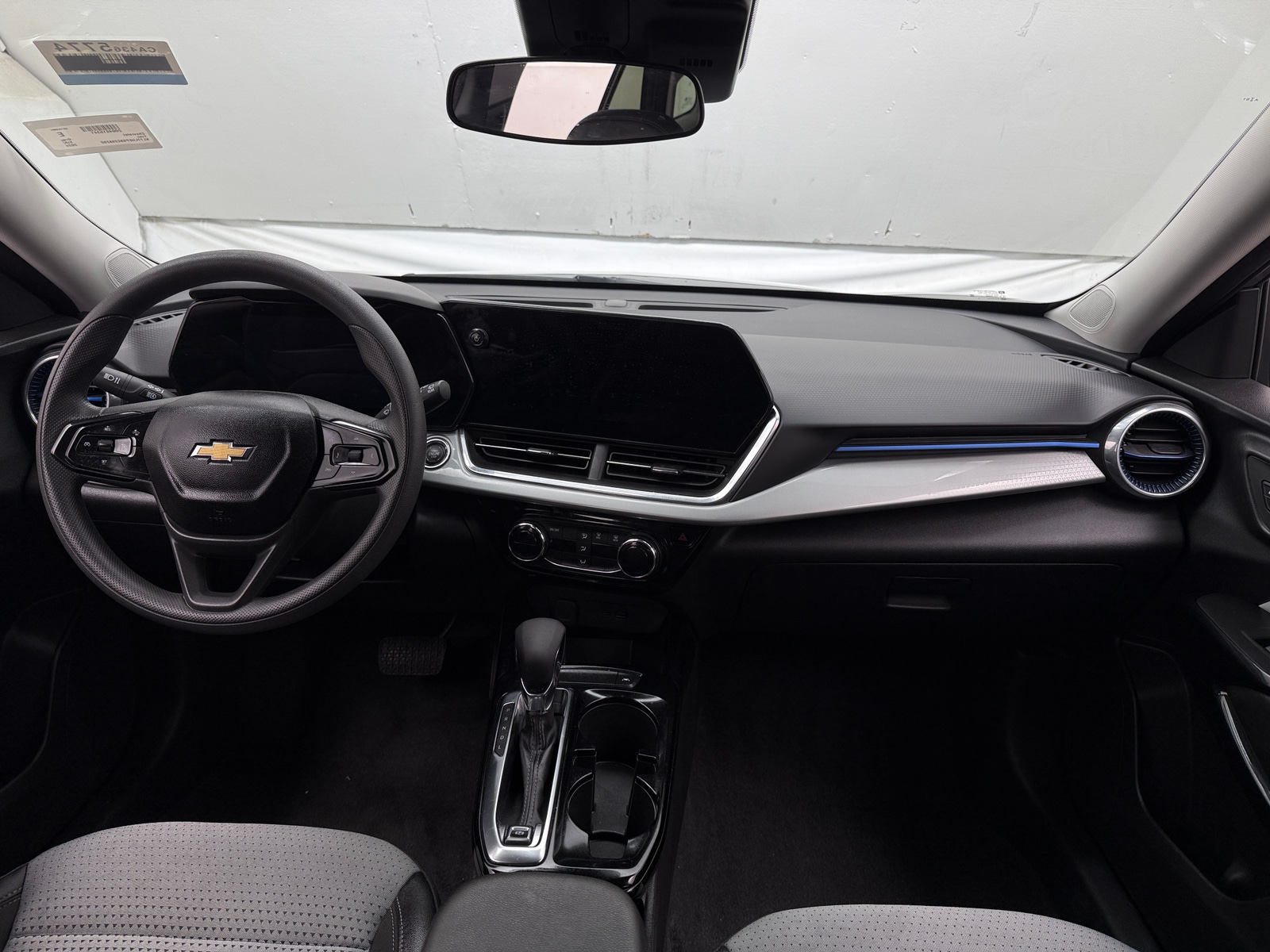 Thumbnail: 2025 Chevrolet Trax - 3