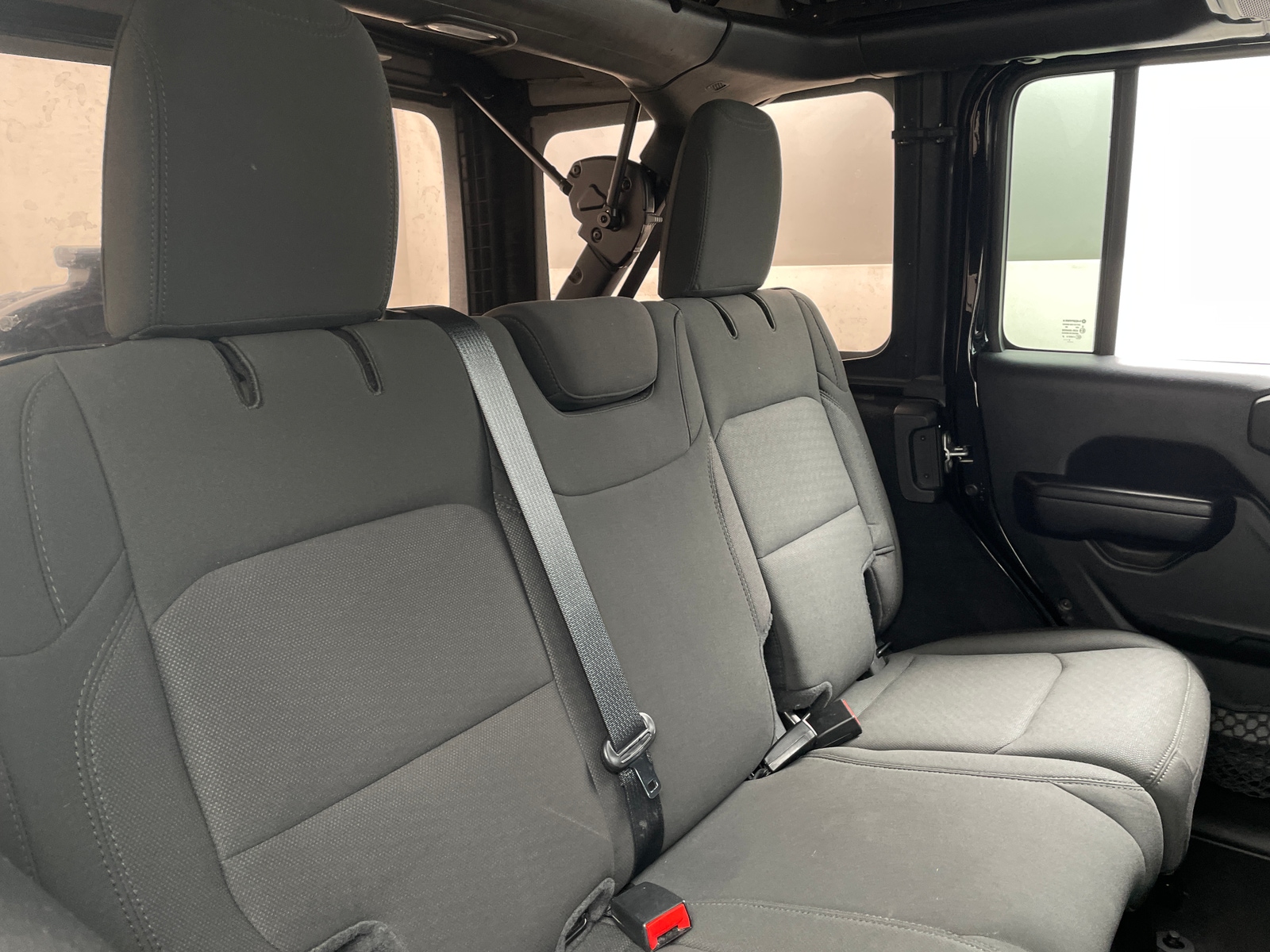 Thumbnail: 2021 Jeep Wrangler - 6