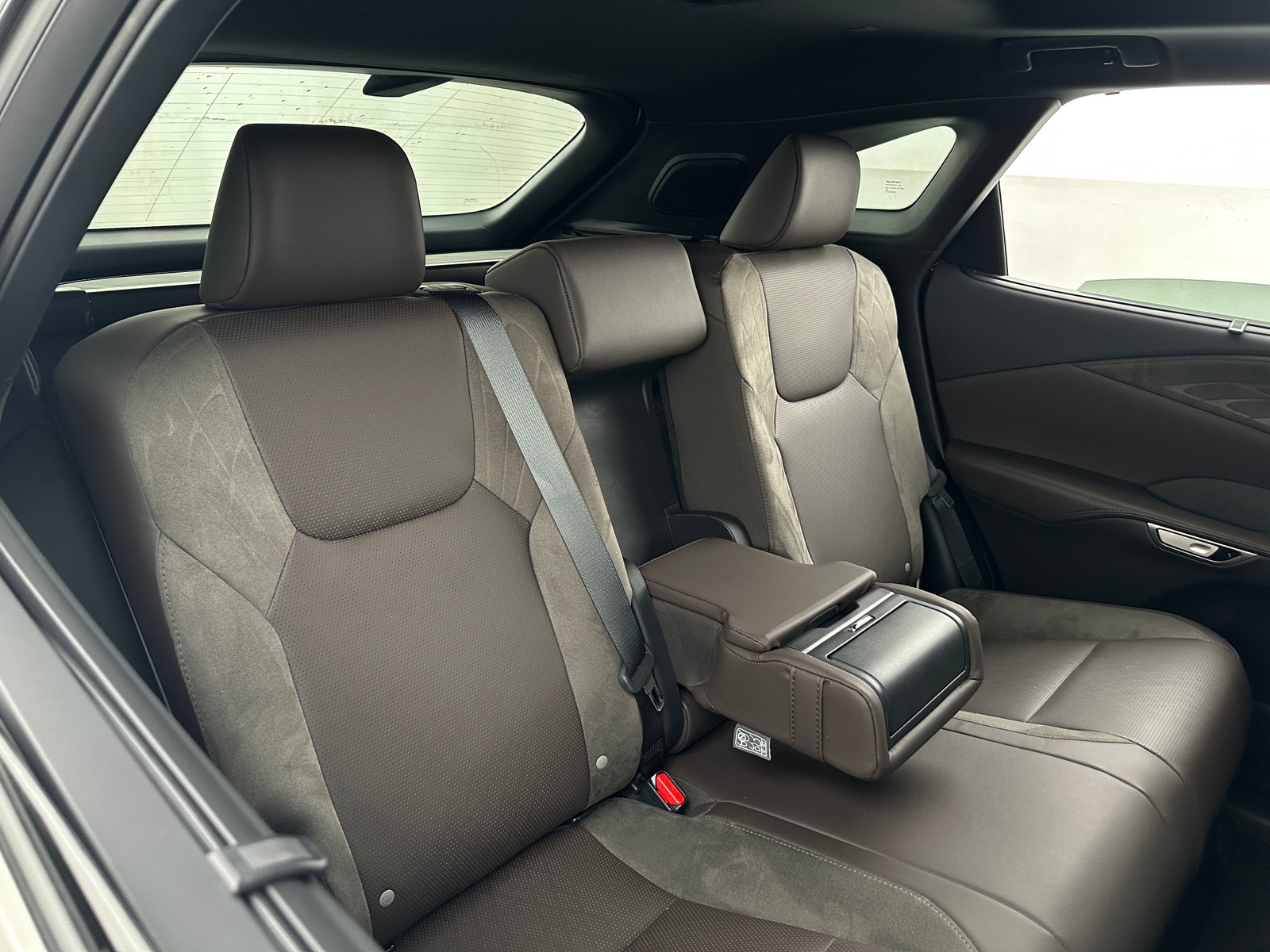 Thumbnail: 2024 Lexus RX - 5