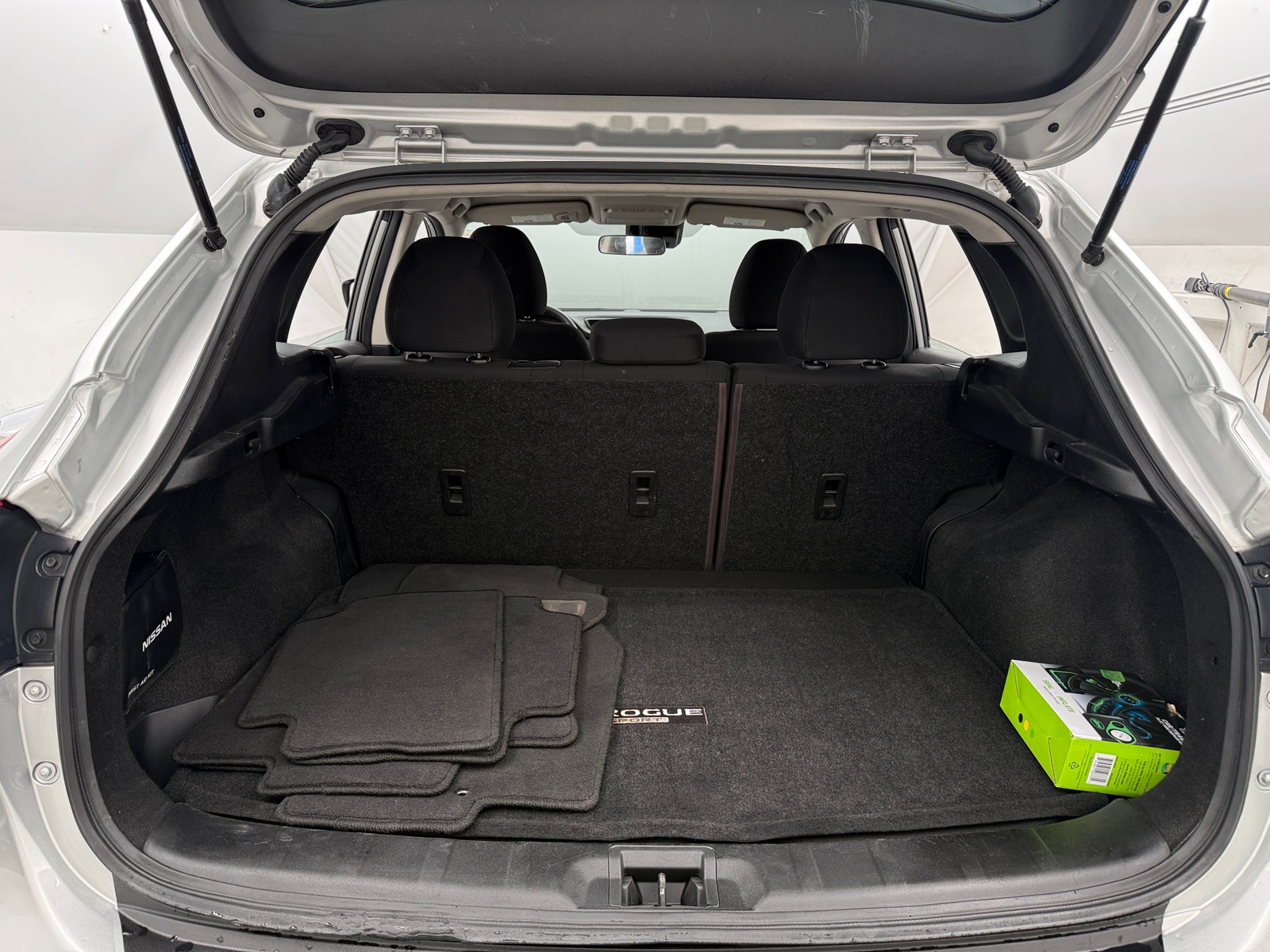 Thumbnail: 2021 Nissan Rogue Sport - 7