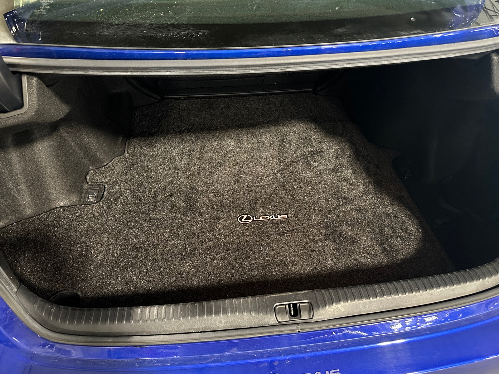 Thumbnail: 2018 Lexus RC - 4