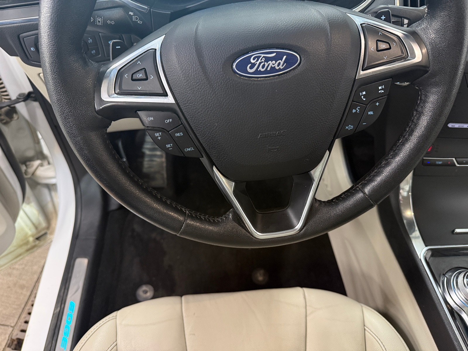 Thumbnail: 2020 Ford Edge - 4