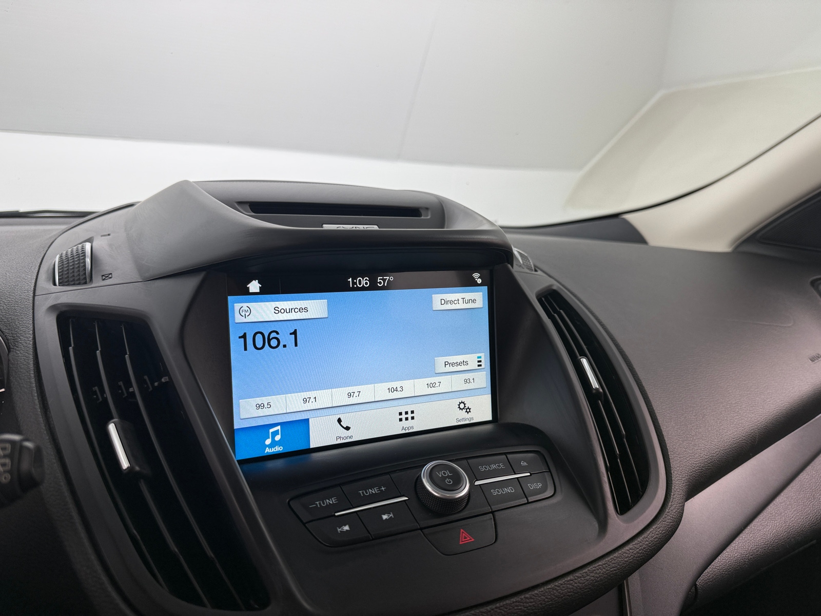 Thumbnail: 2018 Ford Escape - 3