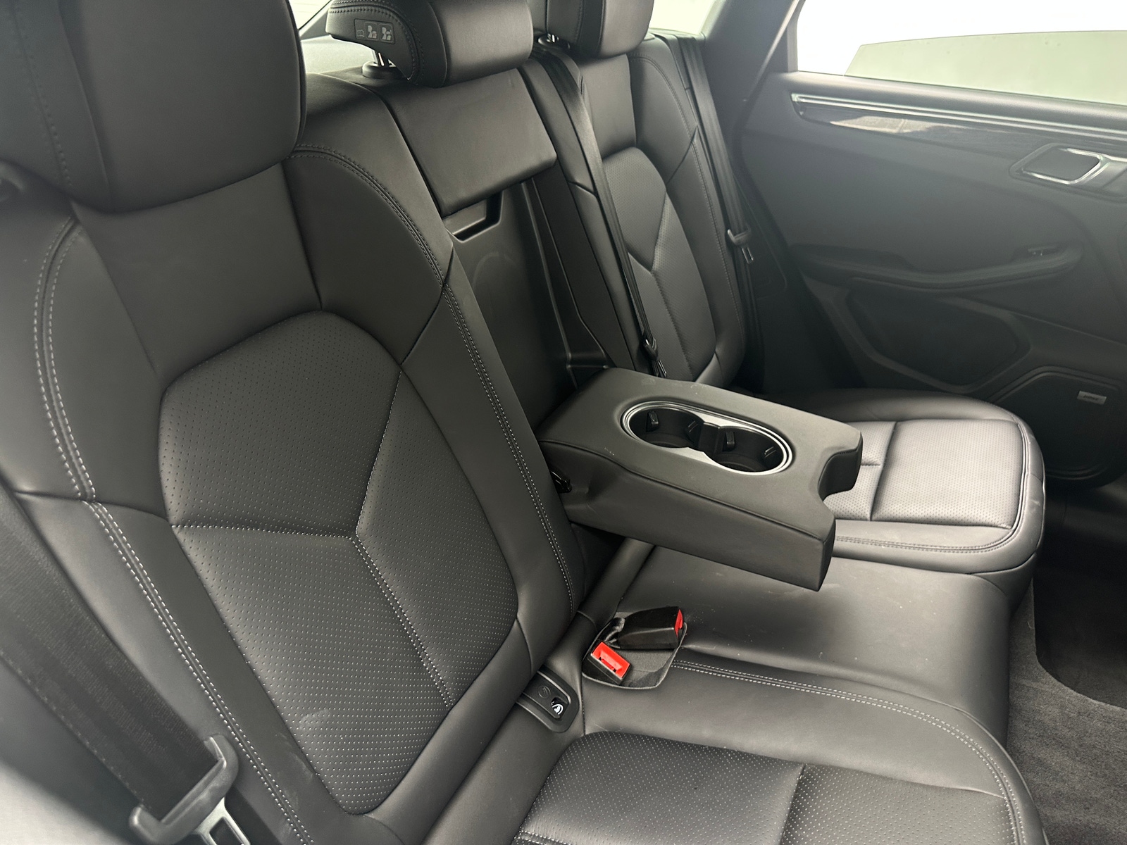 Thumbnail: 2019 Porsche Macan - 5