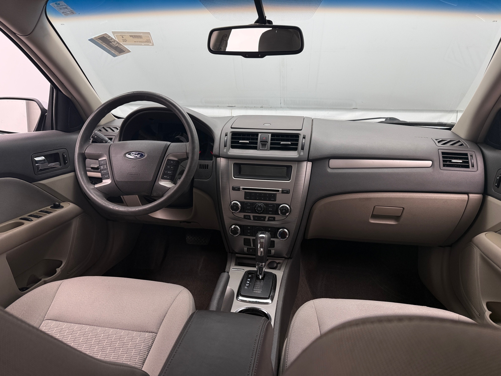 Thumbnail: 2010 Ford Fusion - 3