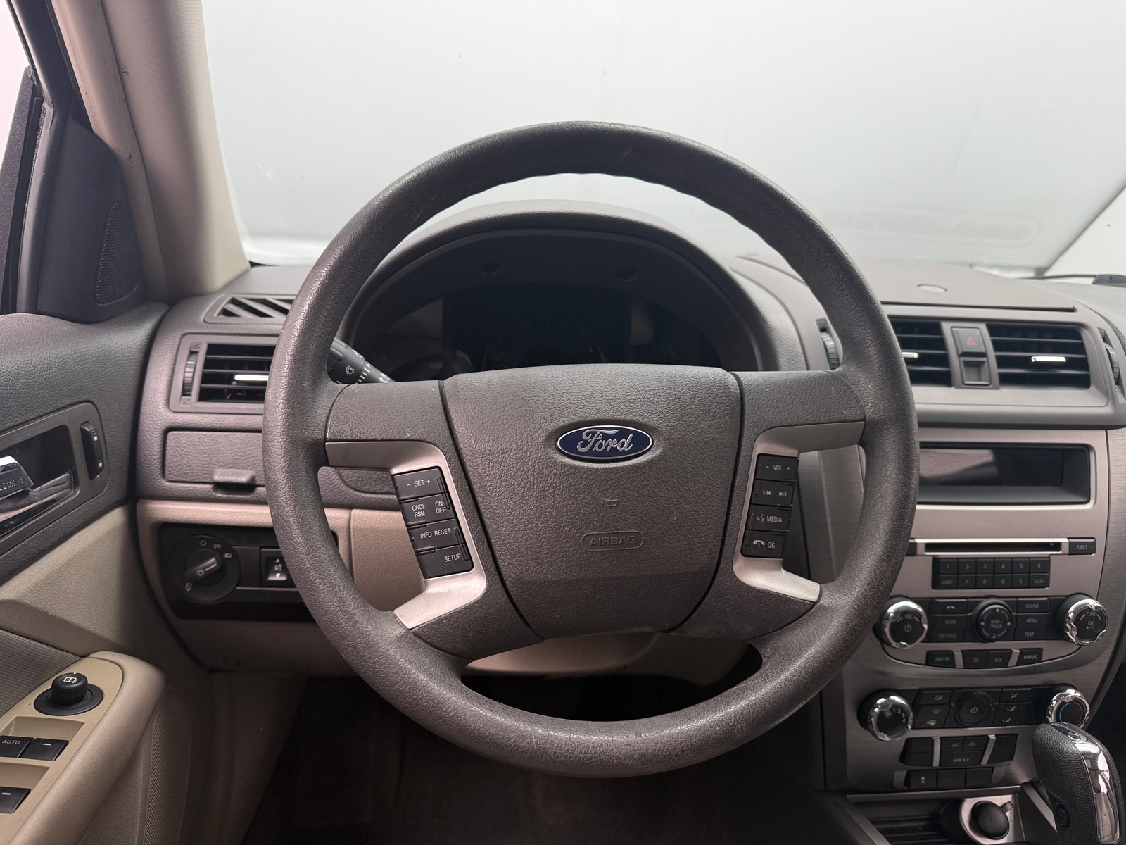 Thumbnail: 2010 Ford Fusion - 5