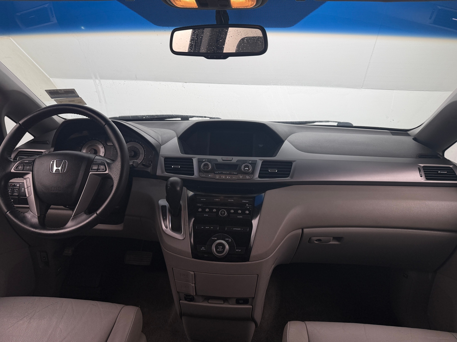 Thumbnail: 2012 Honda Odyssey - 2