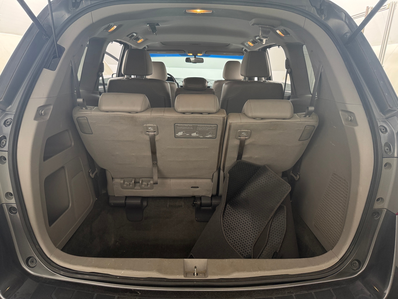 Thumbnail: 2012 Honda Odyssey - 6