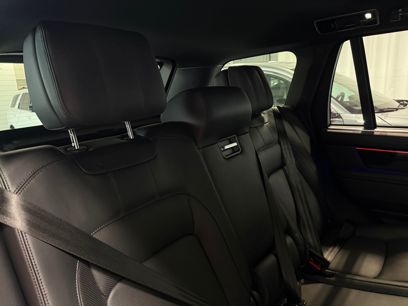 Thumbnail: 2019 Land Rover Range Rover - 5
