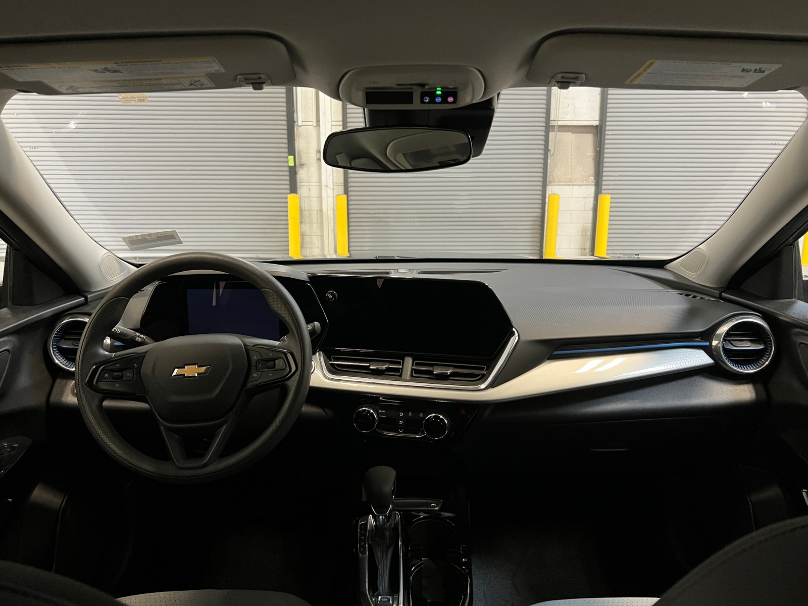 Thumbnail: 2025 Chevrolet Trax - 3