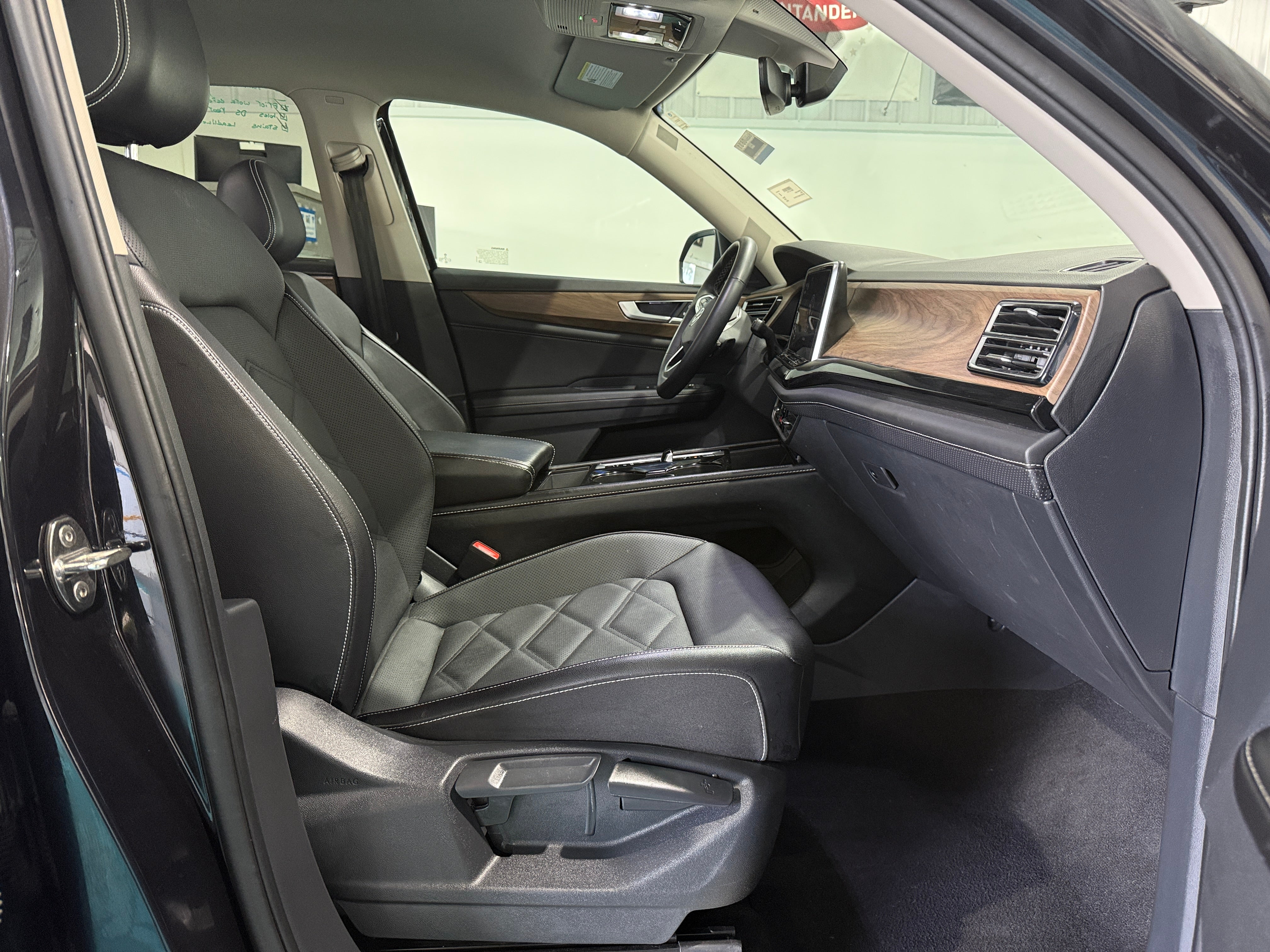 2025 Volkswagen Atlas