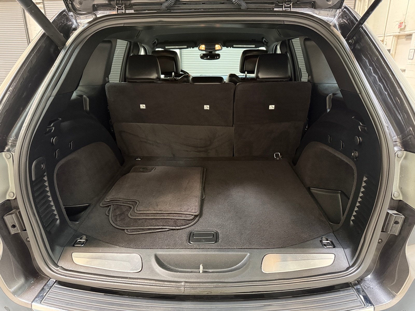 Thumbnail: 2018 Jeep Grand Cherokee - 6