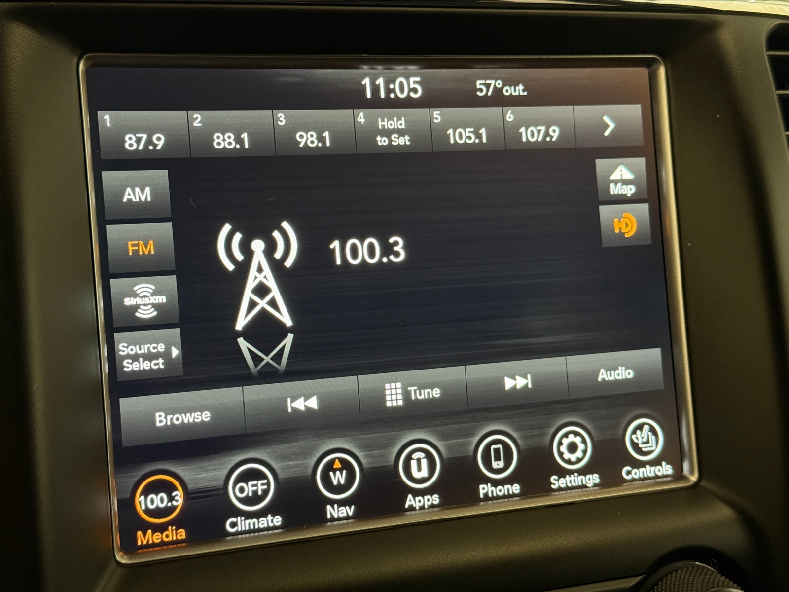 Thumbnail: 2018 Jeep Grand Cherokee - 3