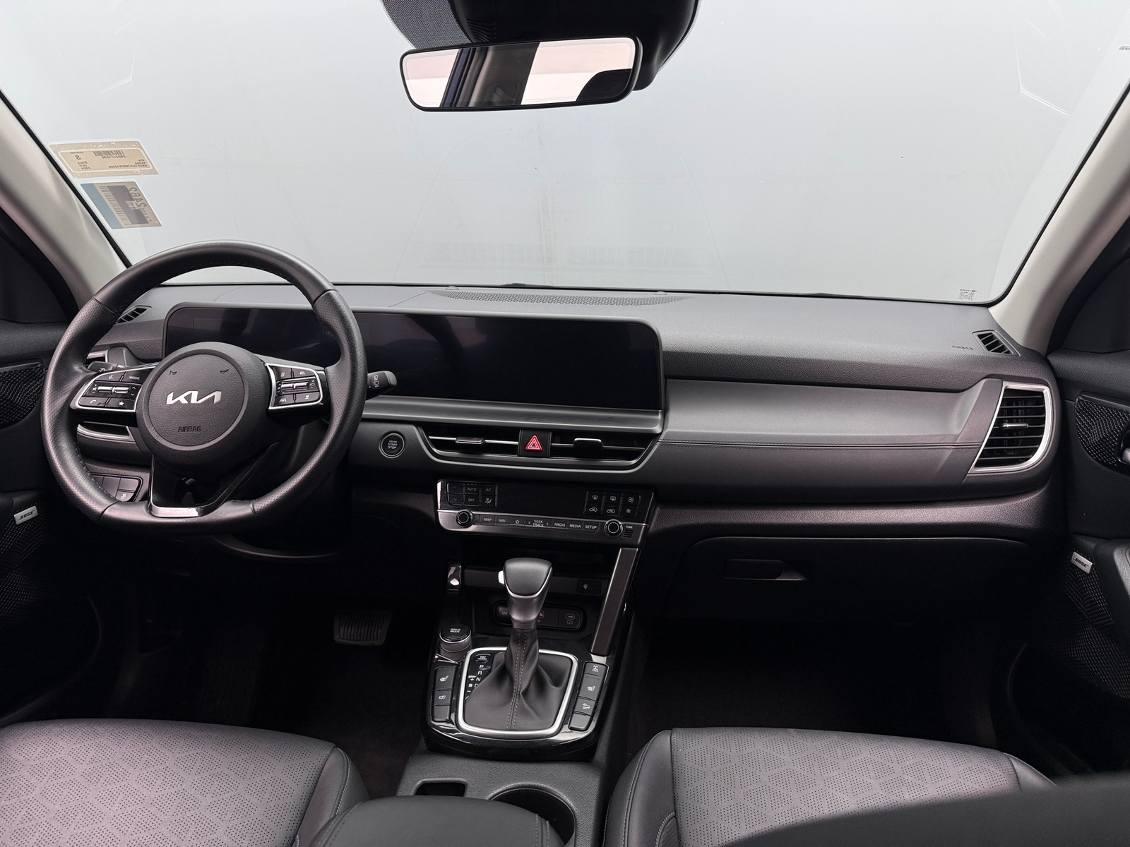 Thumbnail: 2024 Kia Seltos - 2