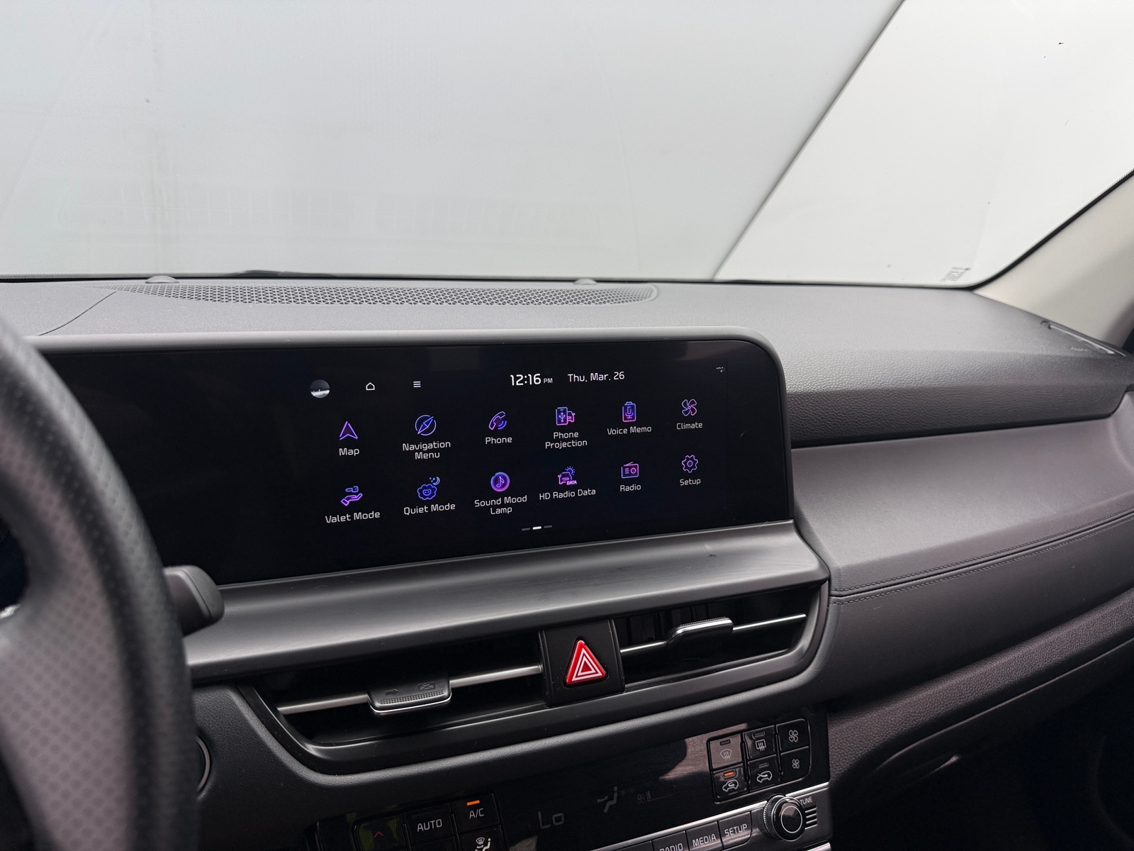 Thumbnail: 2024 Kia Seltos - 3