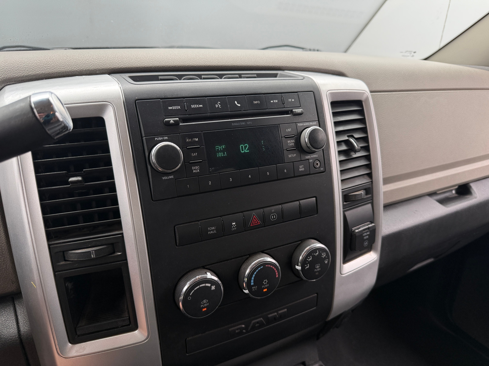 Thumbnail: 2010 Dodge Ram 1500 - 4