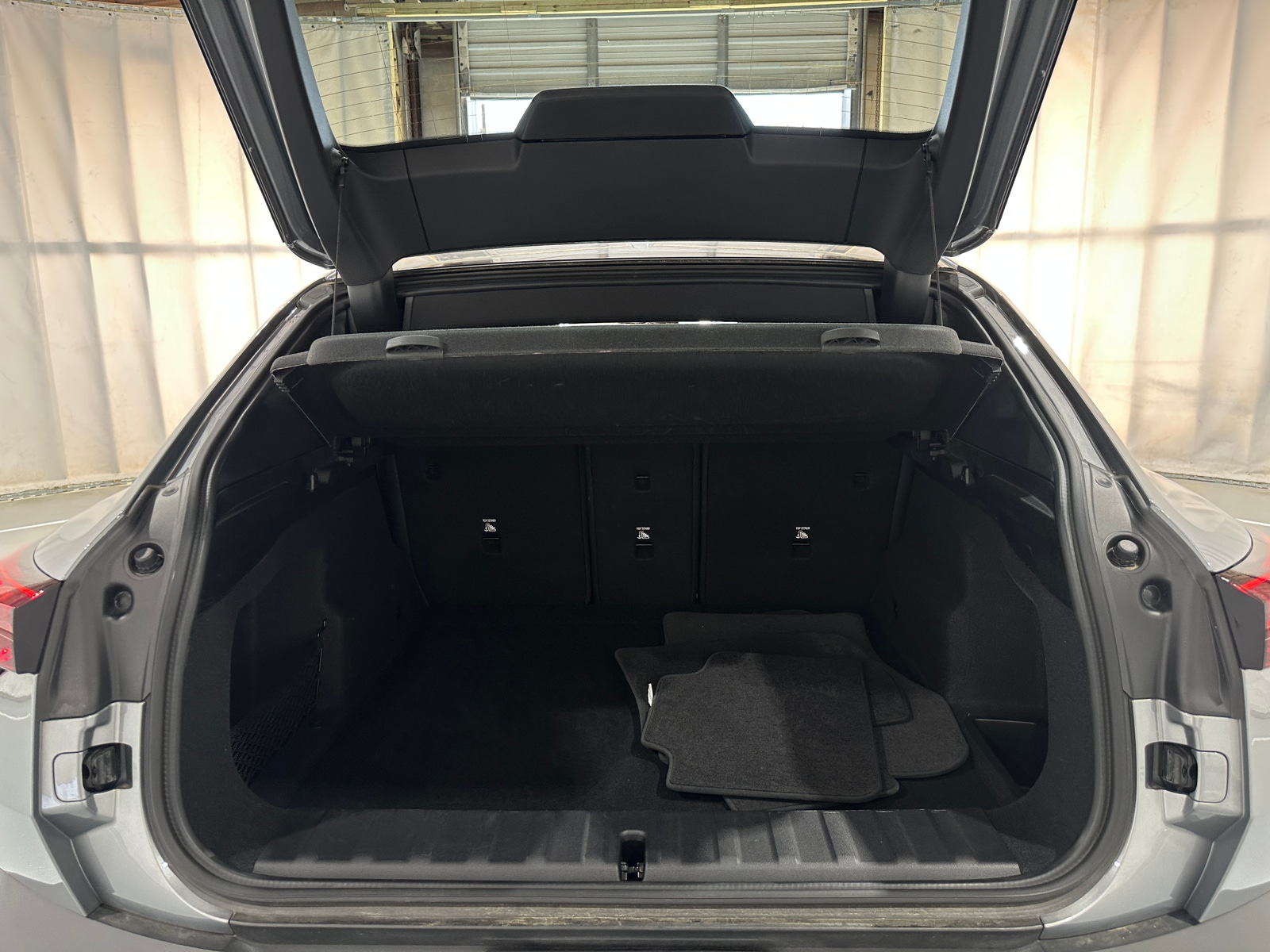 Thumbnail: 2025 BMW X2 - 6