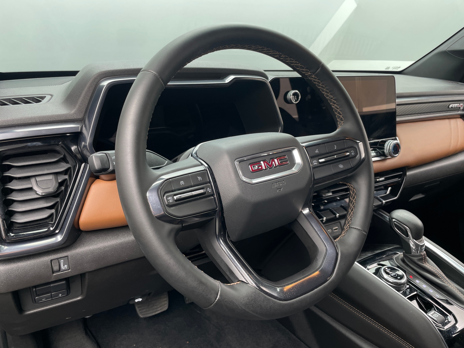 Thumbnail: 2024 GMC Canyon - 5