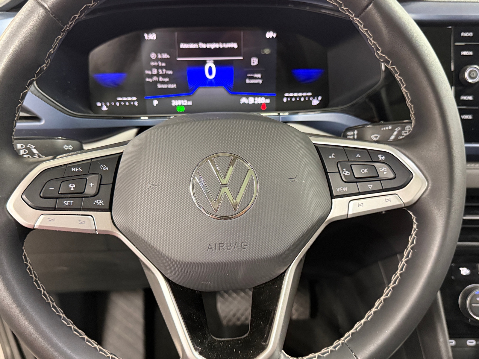 Thumbnail: 2024 Volkswagen Taos - 4