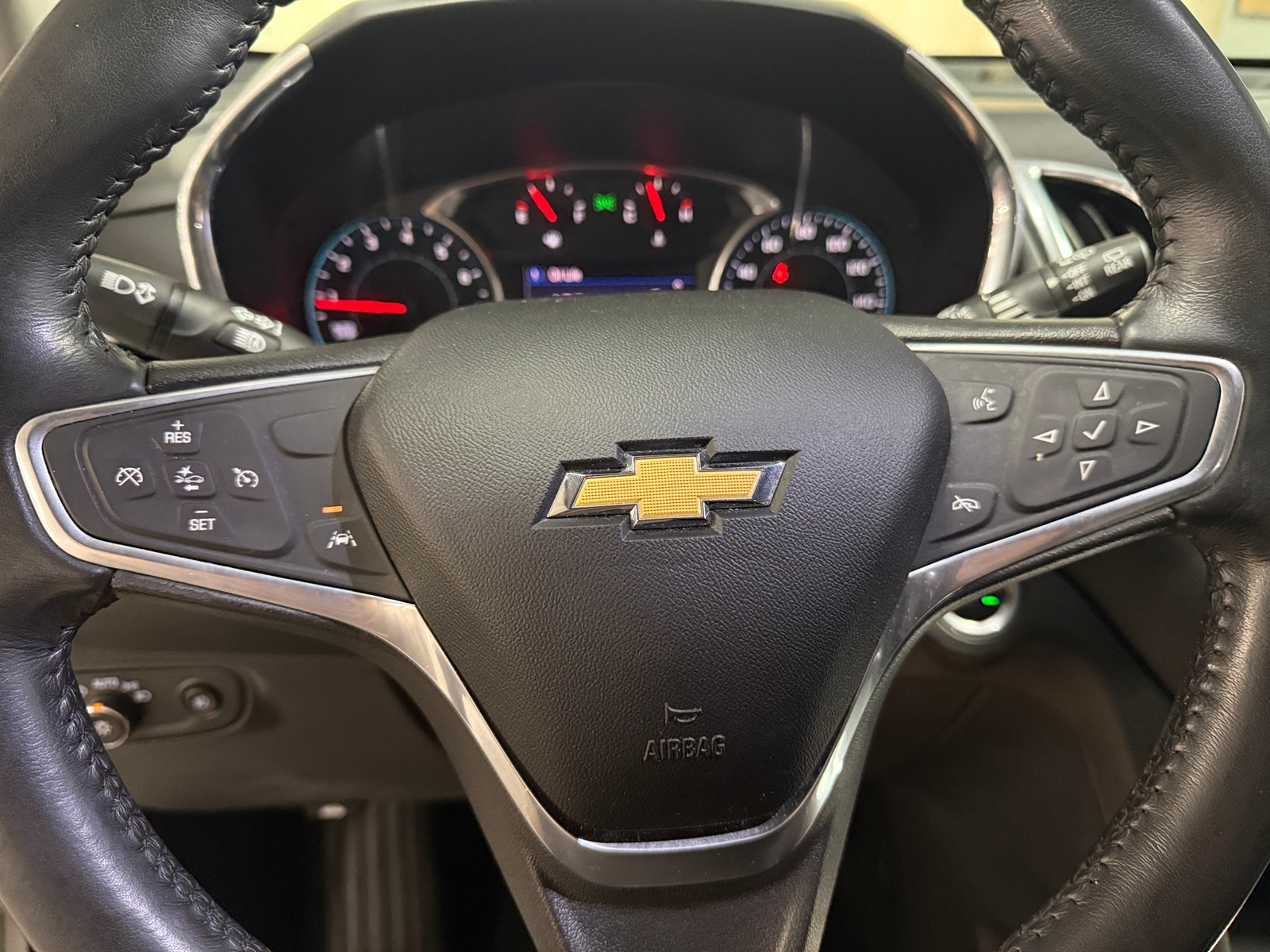 Thumbnail: 2020 Chevrolet Equinox - 5