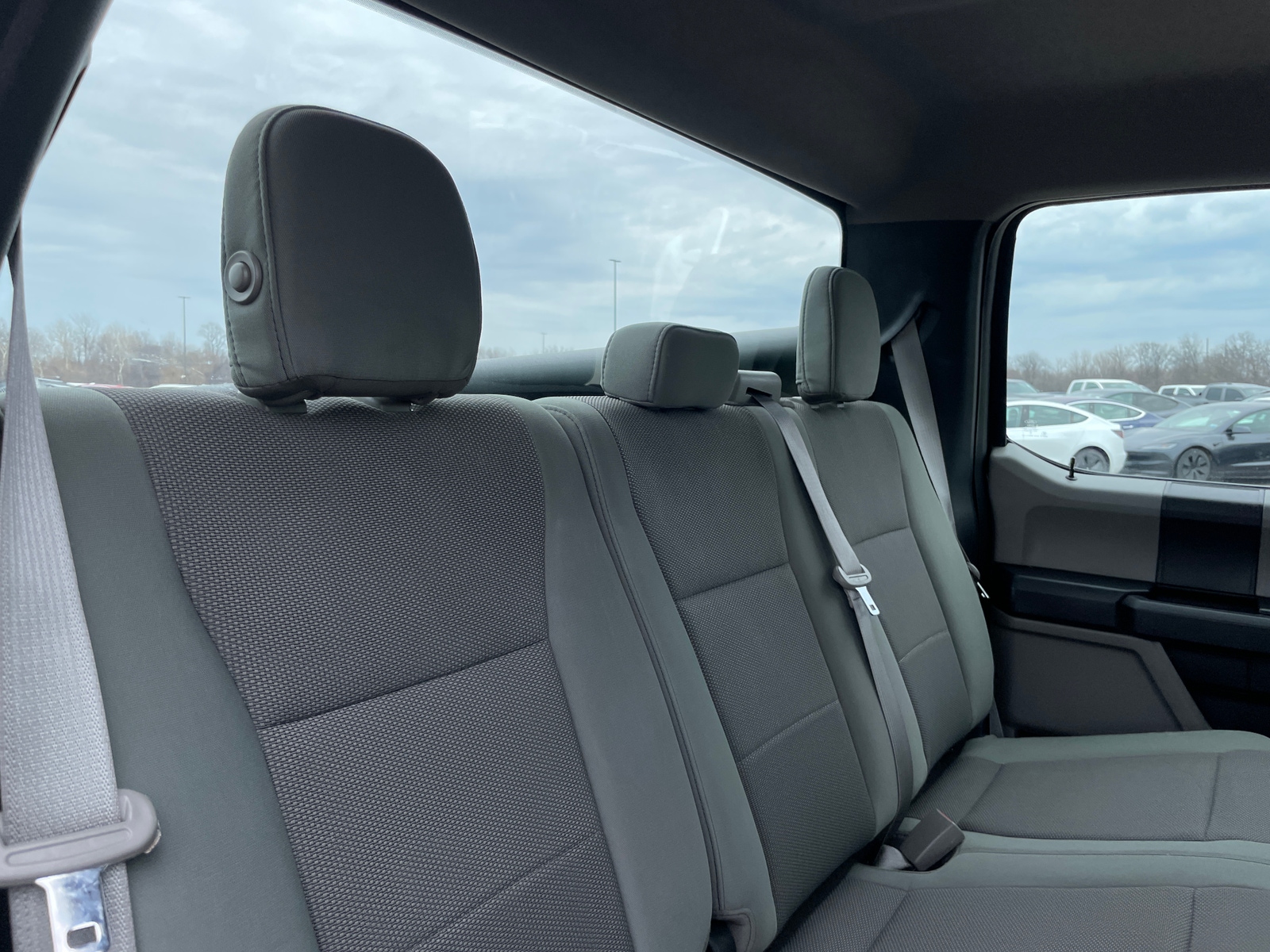 Thumbnail: 2018 Ford Econoline - 6