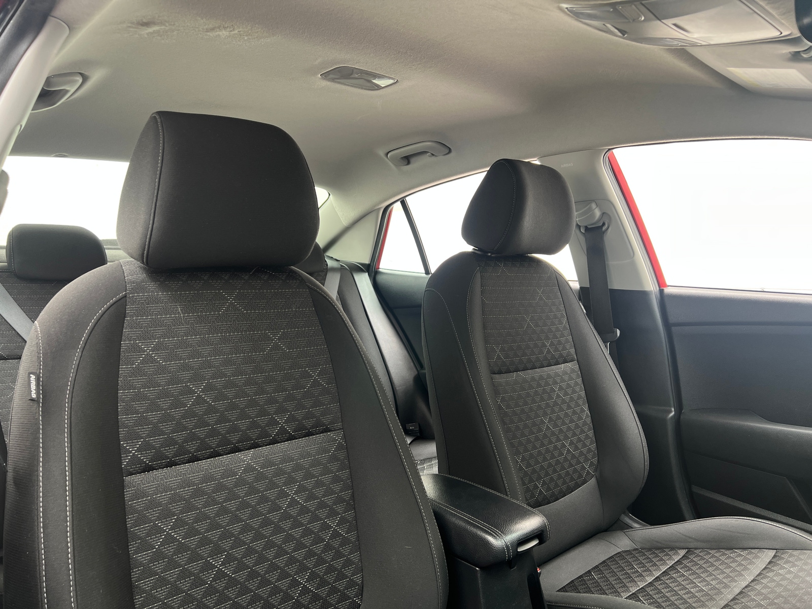 Thumbnail: 2022 Kia Rio - 2