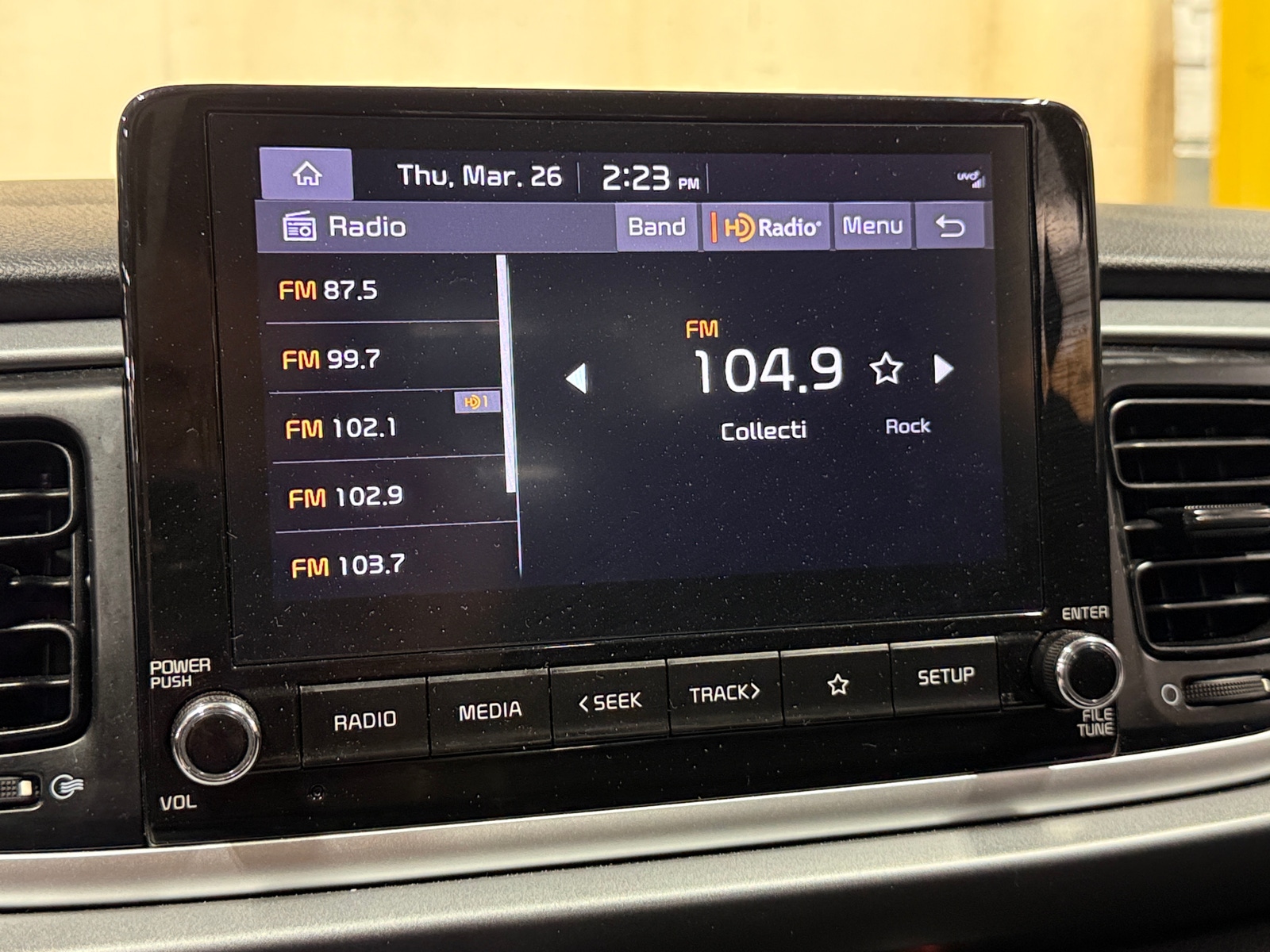 Thumbnail: 2022 Kia Rio - 4