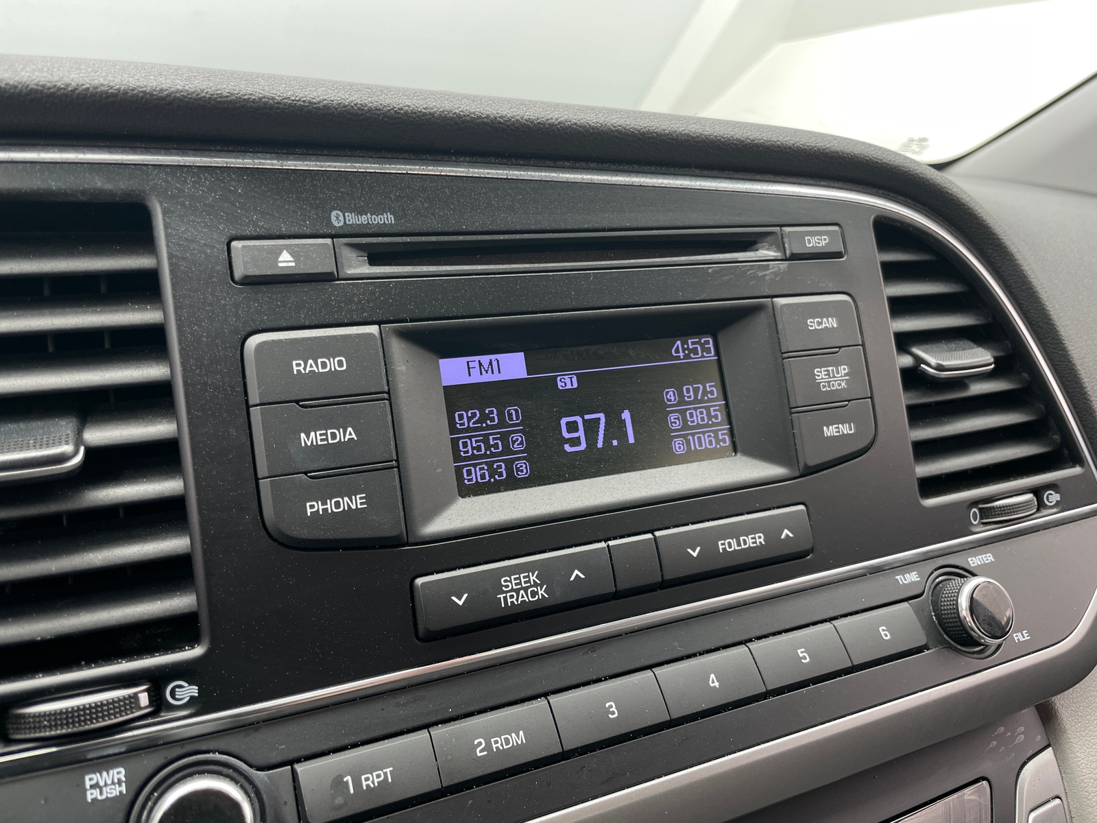 Thumbnail: 2018 Hyundai Elantra - 4